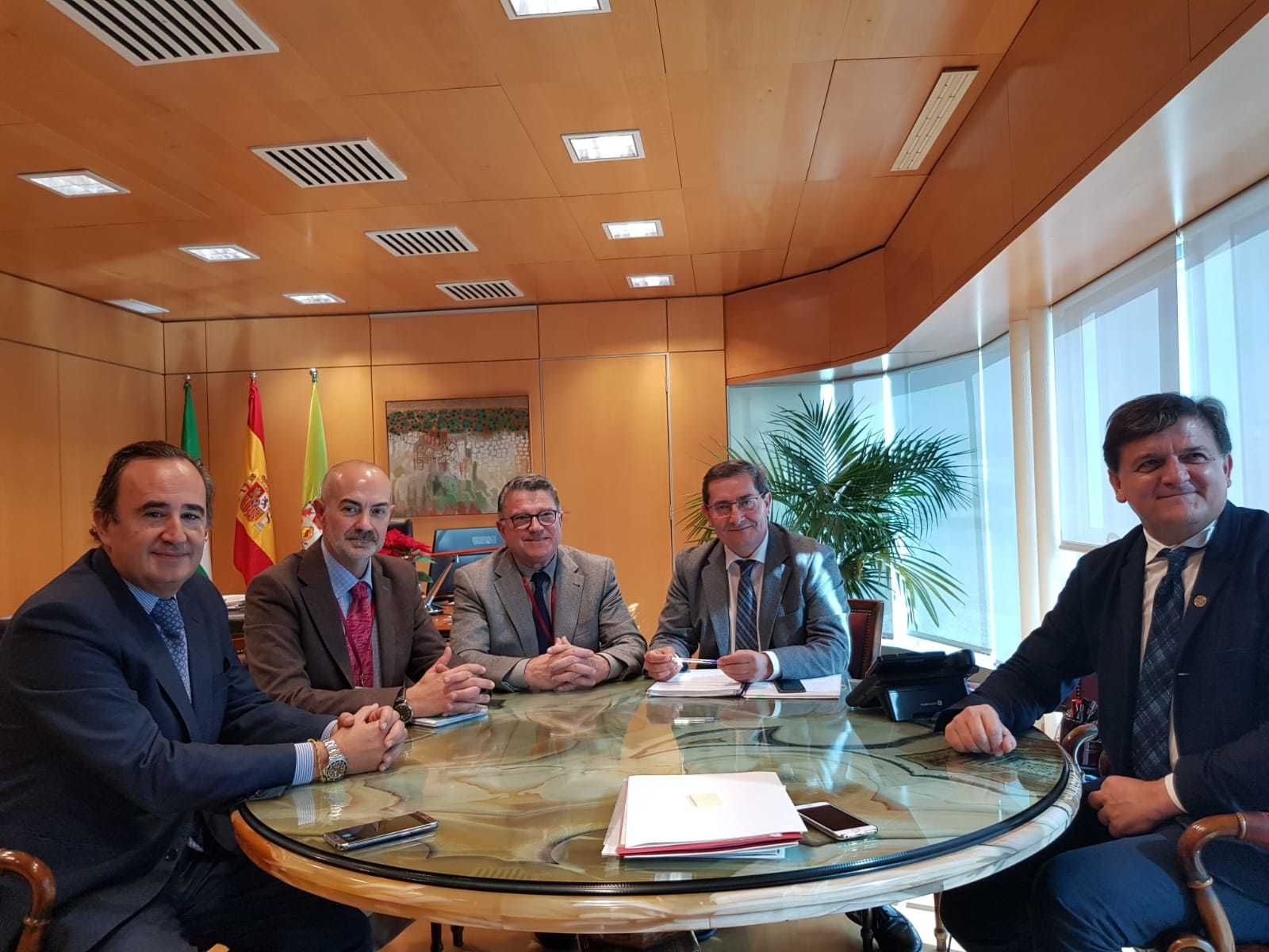 Reunión de Eticom en la Diputación