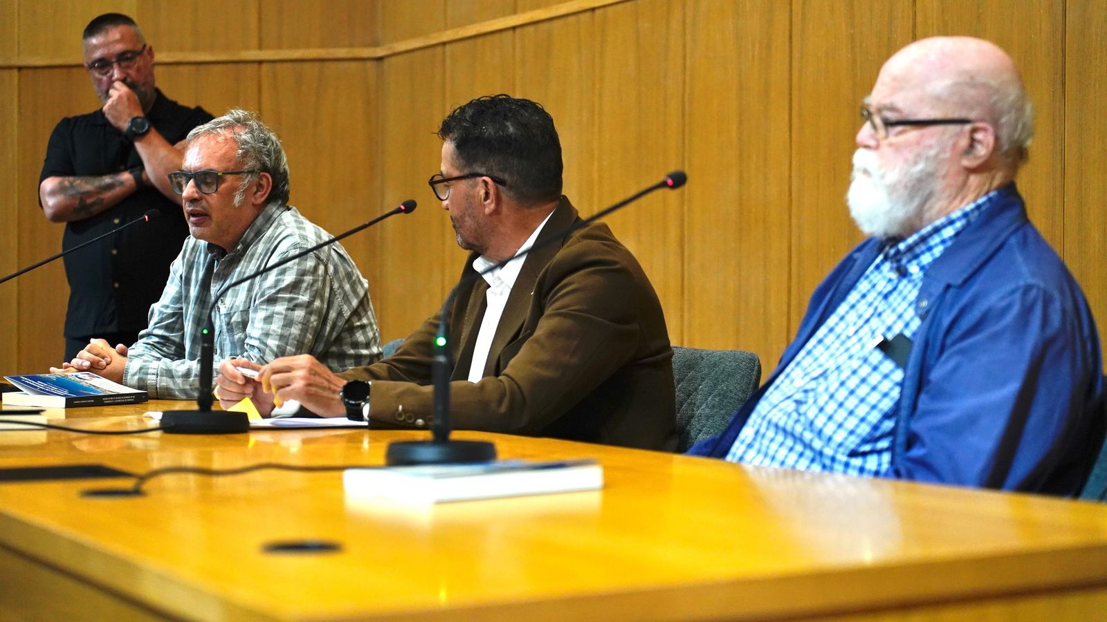 Fotos de la presentación del libro de Roberto Losada en el Auditorio Millán Picazo