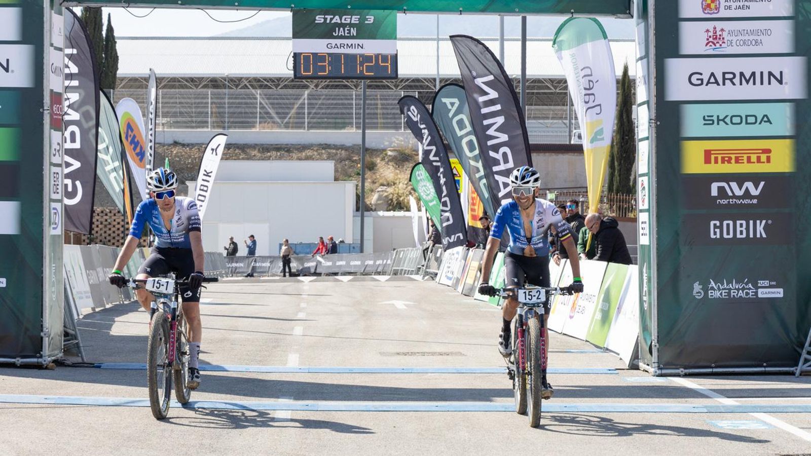 En imágenes: la Andalucía Bike Race llega a Jaén en su tercera etapa