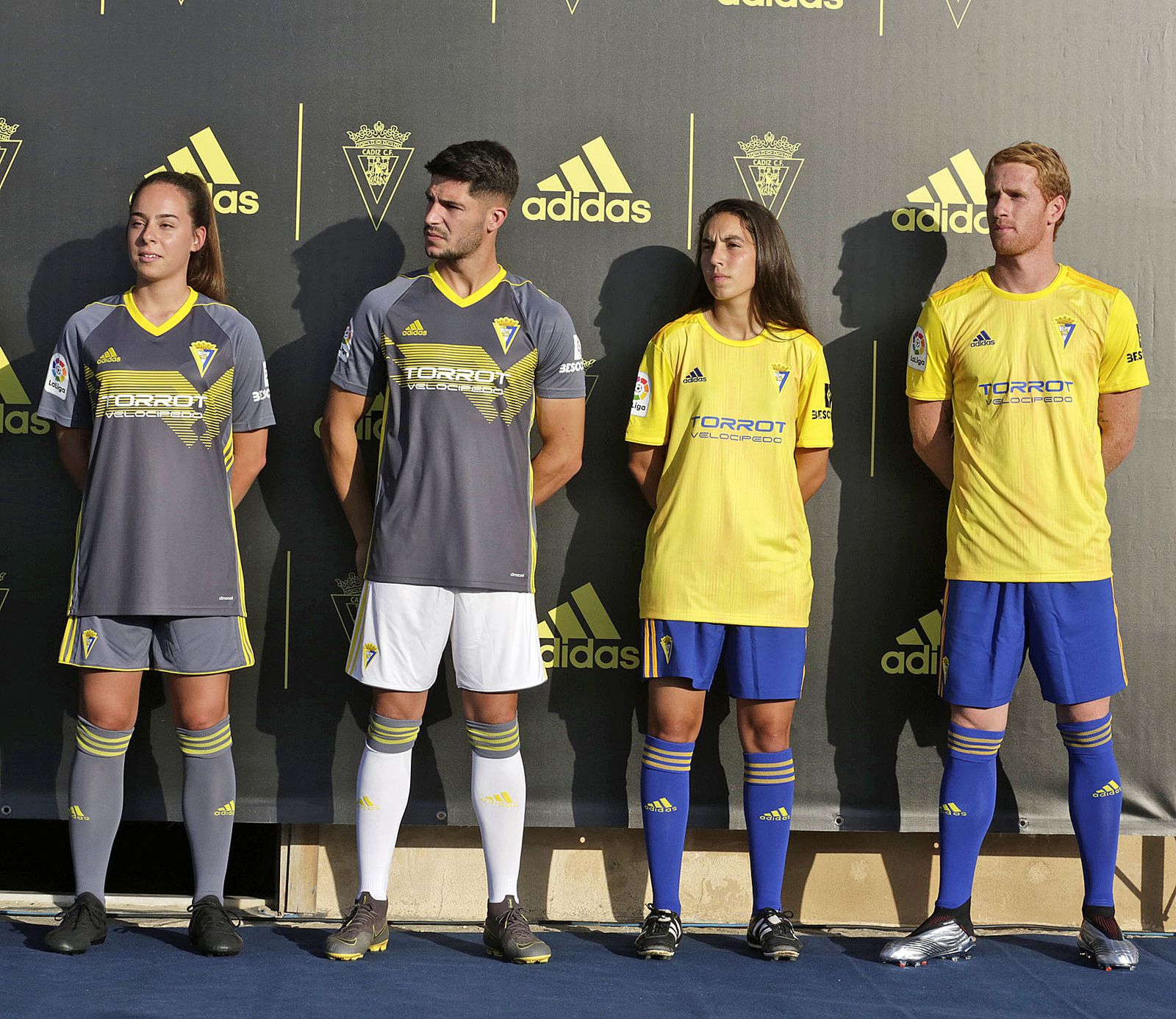 Imagen de la presentación de la nueva equipación del Cádiz C.F.
