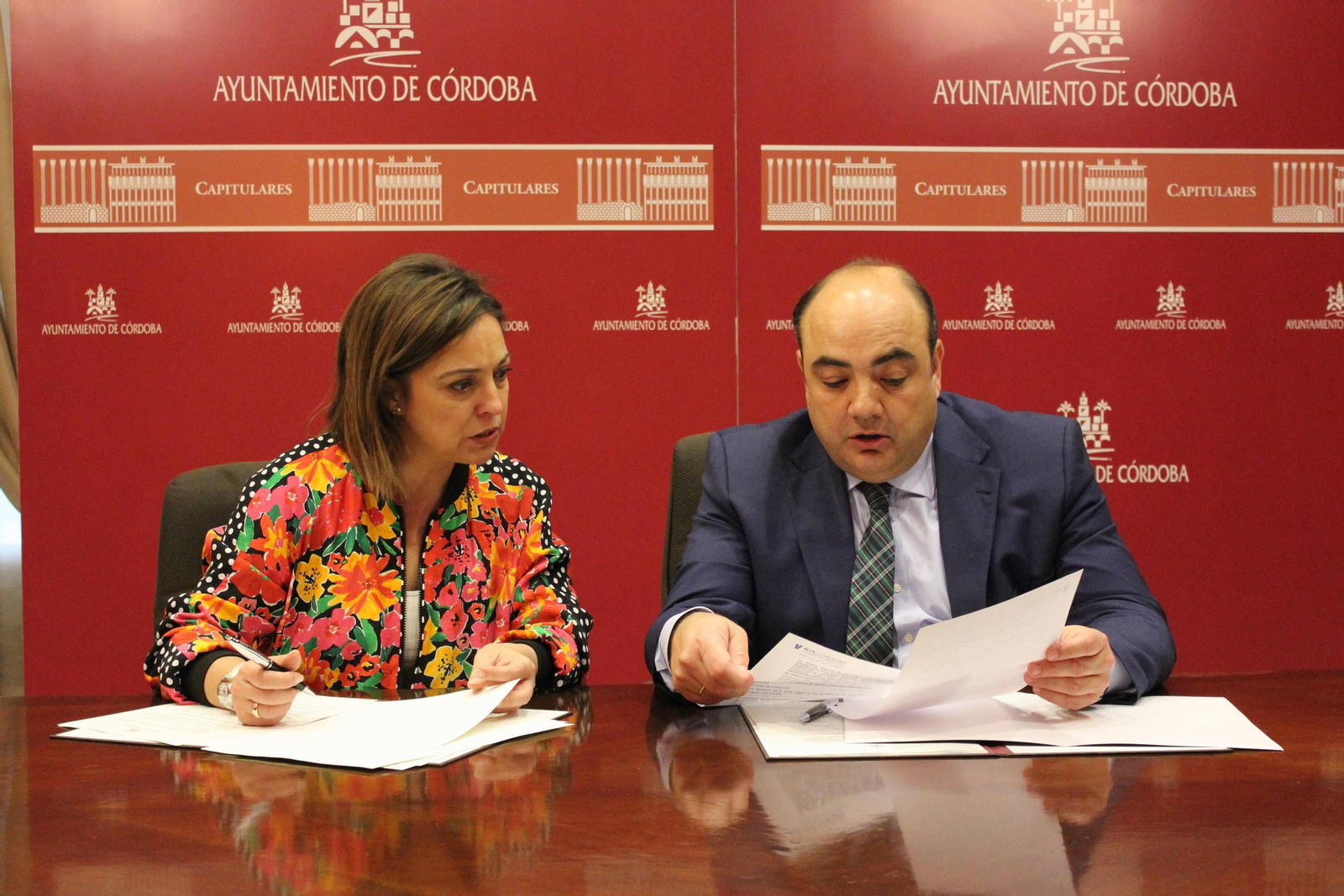 Rúbrica del convenio entre el Ayuntamiento y el Colegio de Abogados.