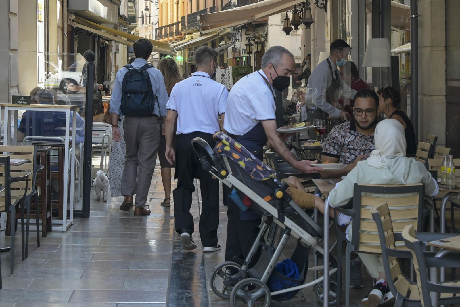 Aspecto de una terraza en la calle Navas