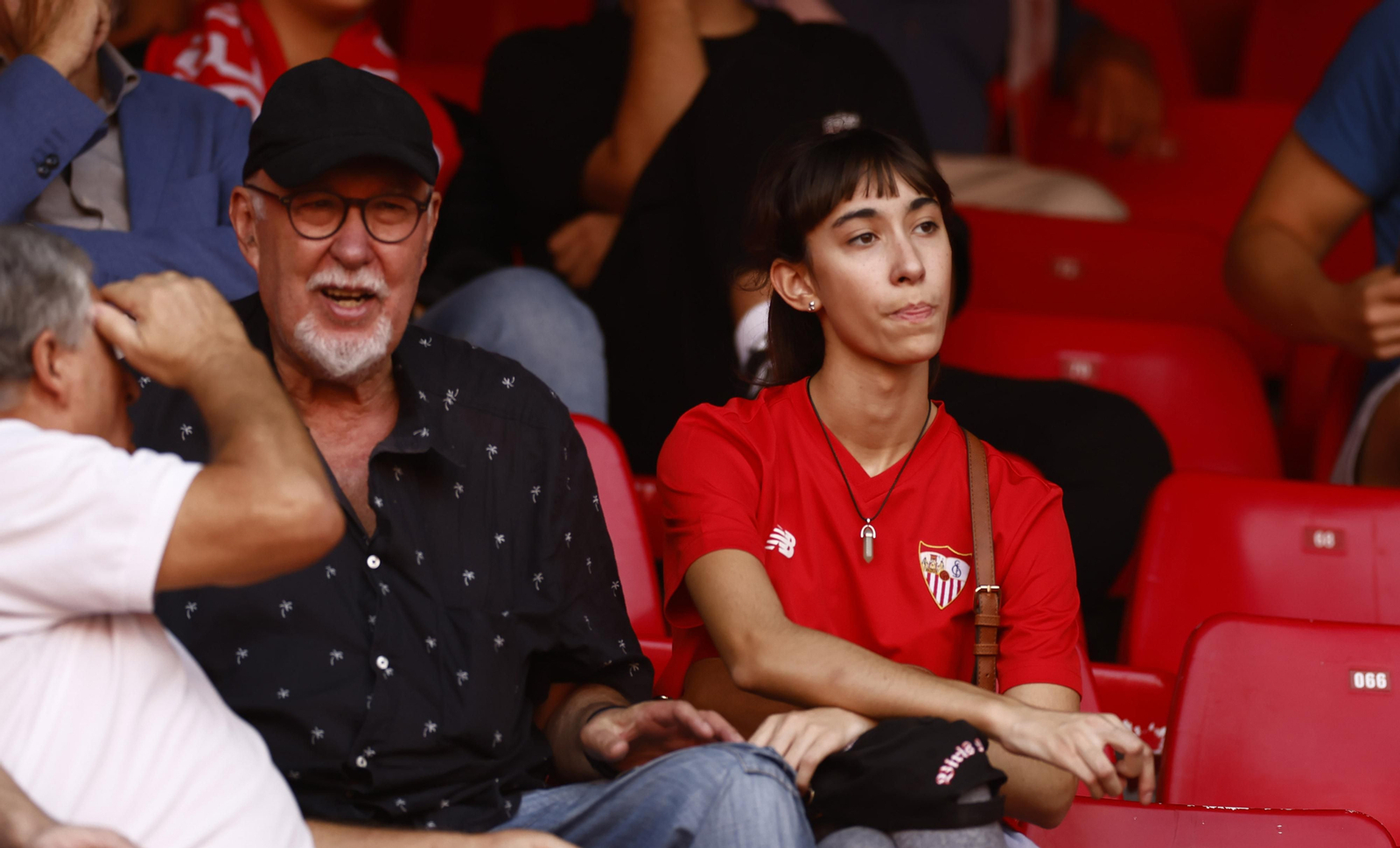 Búscate en las fotos del Sevilla-Athletic