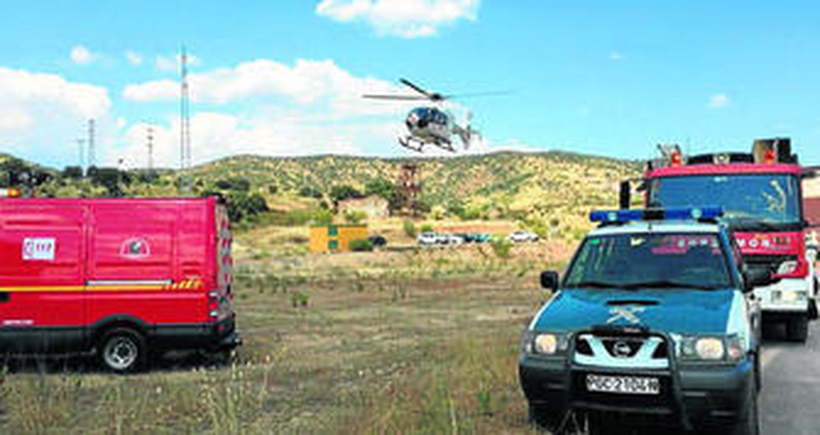 El 061 deriva a uno de los operarios a Córdoba con medios aéreos.