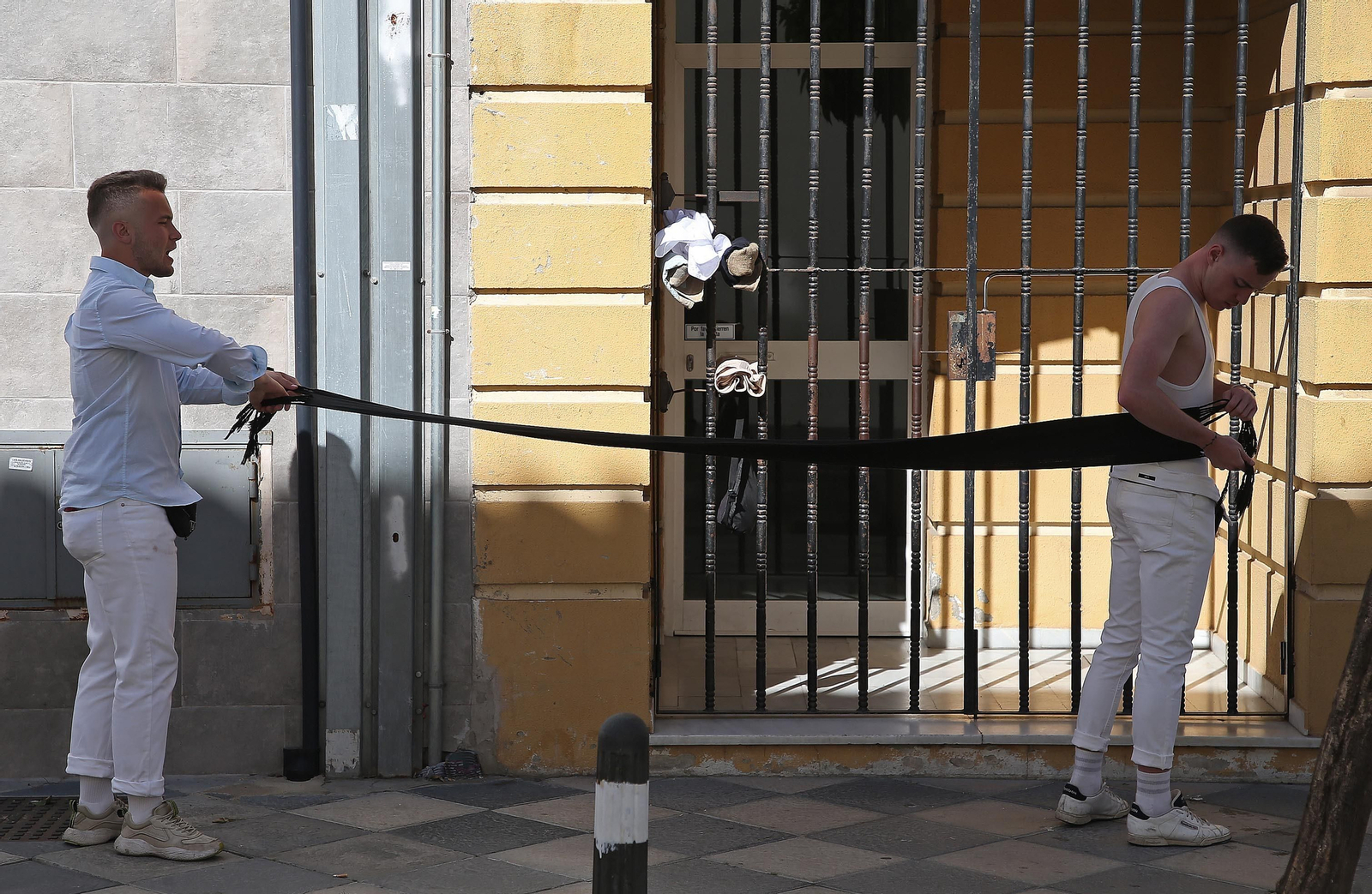 Fotos del Lunes Santo en Algeciras: Coronado de Espinas y La Columna