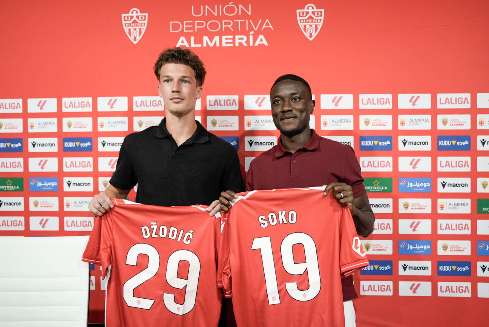 Soko y Dzodic como nuevos futbolistas de la UD Almería, en imágenes