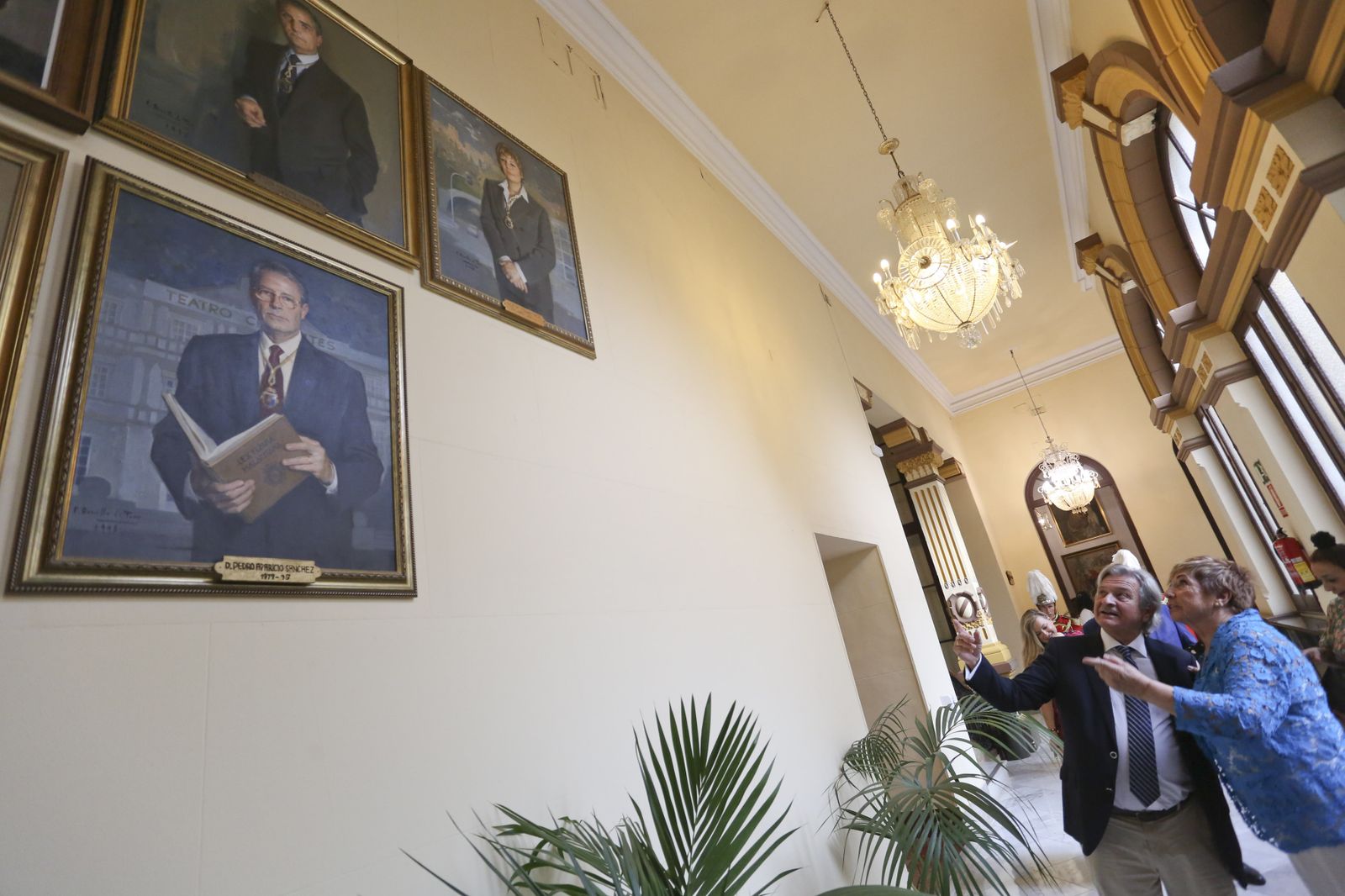 Homenaje a Celia Villalobos en el Ayuntamiento de Málaga (fotos)