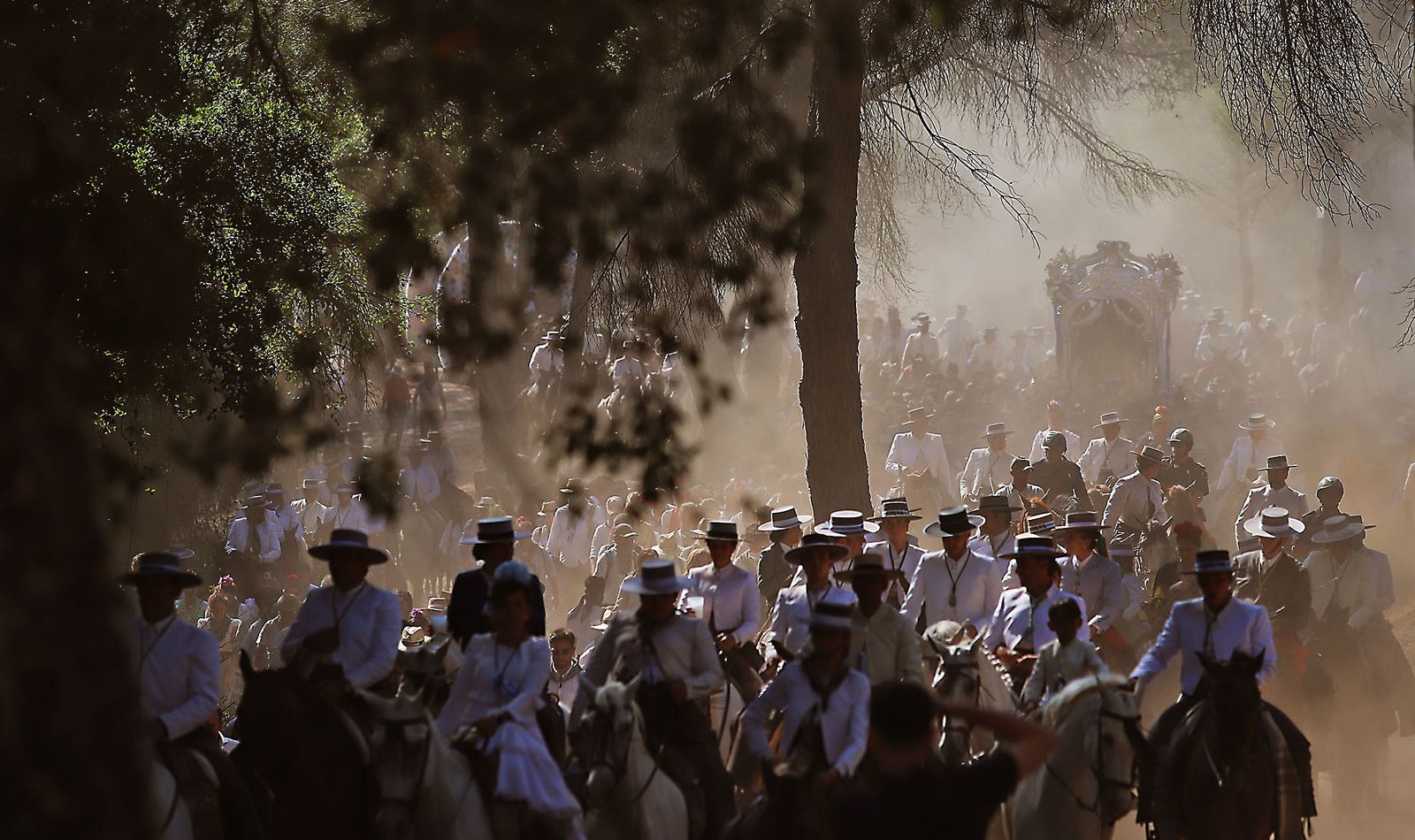 El Rocío 2023: Imágenes del Camino de la Hermandad del Rocío de Huelva