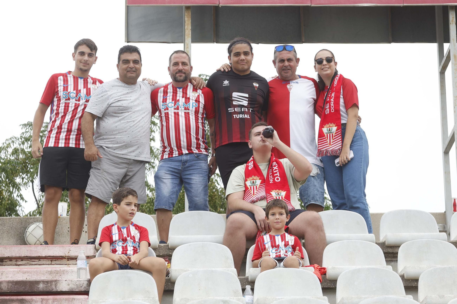 Búscate en las fotos del Algeciras - Marbella en el Nuevo Mirador