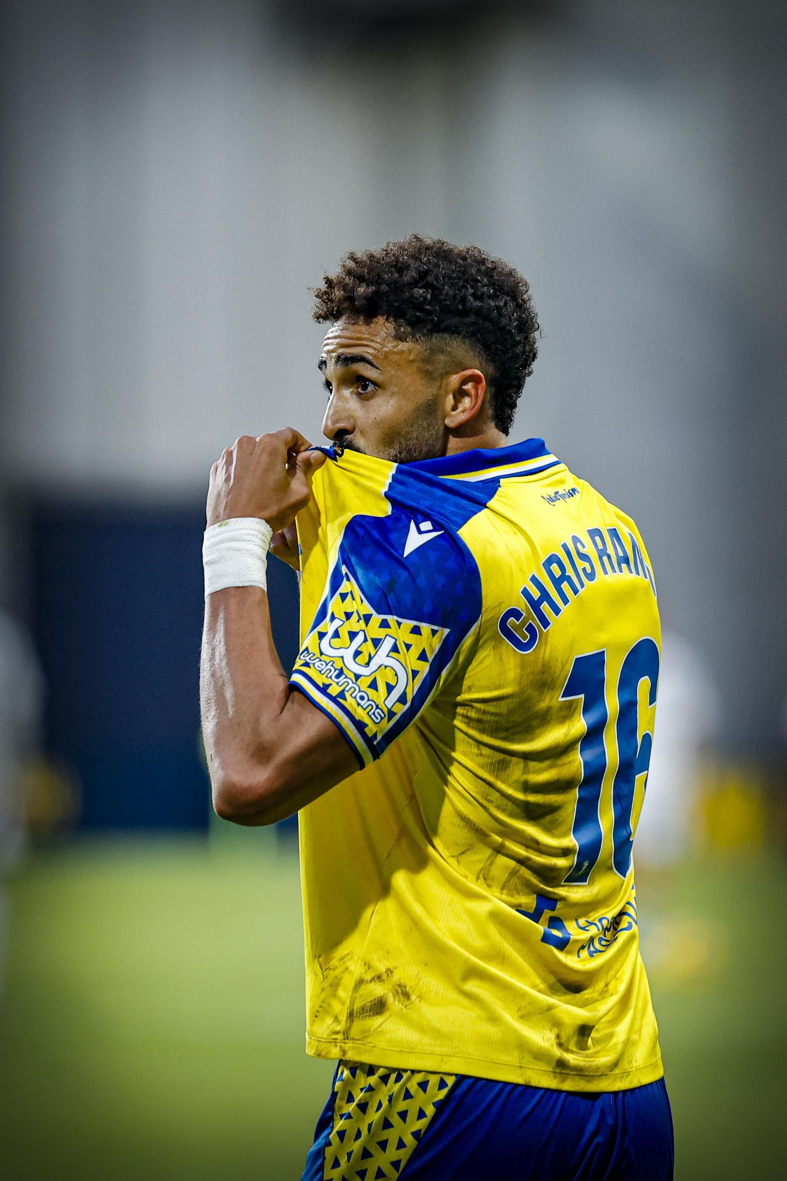 Búscate entre las fotos del partido de fútbol Cádiz CF - Albacete Balompié