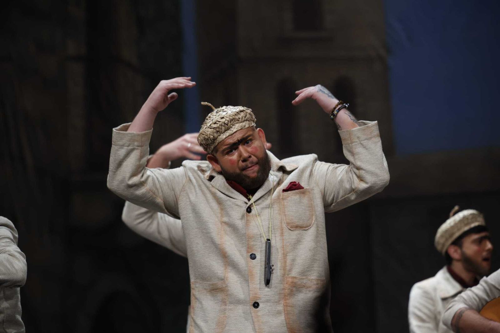 Chirigota 'Çembrando coplâ (la comparça er pueblo)'.