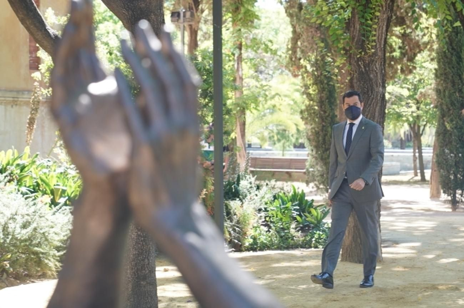 Cada una de las esculturas, diseño de Navarro Arteaga, se colocaran en las capitales de la comunidad.