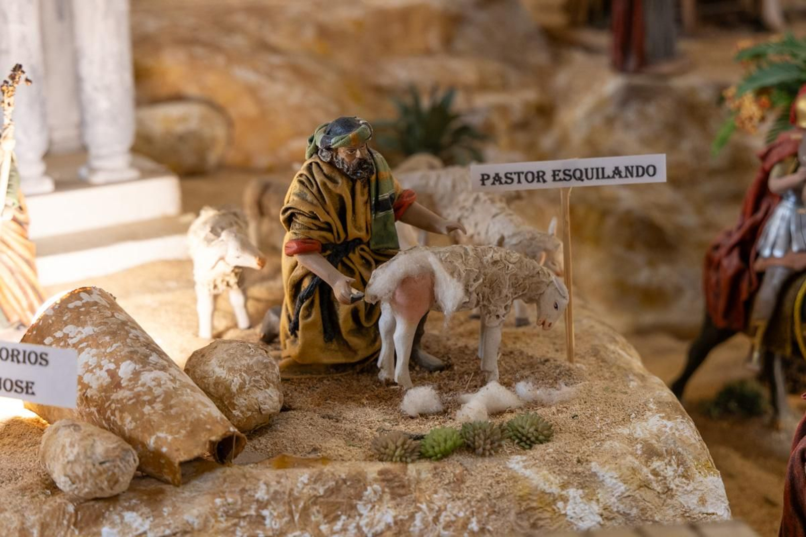 En imágenes: así es el Belén Bíblico con más de un millar de piezas artesanas de los abuelos María y Rafael