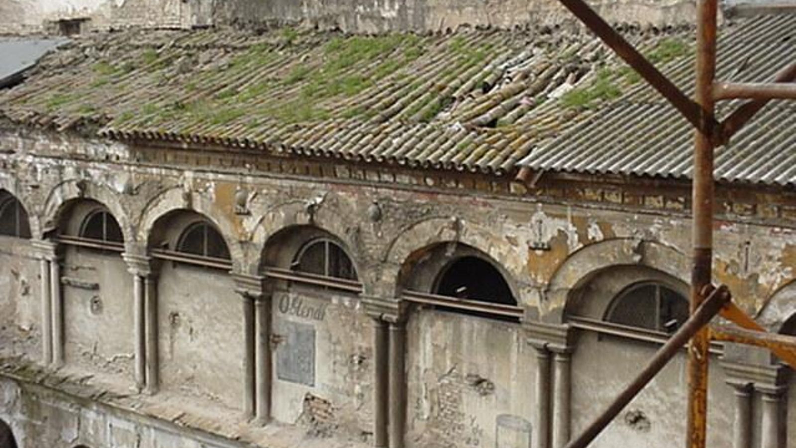pic-s1-Detalle del mal estado del antiguo convento de San Agustín, considerado como Bién de Interés Cultural (BIC).