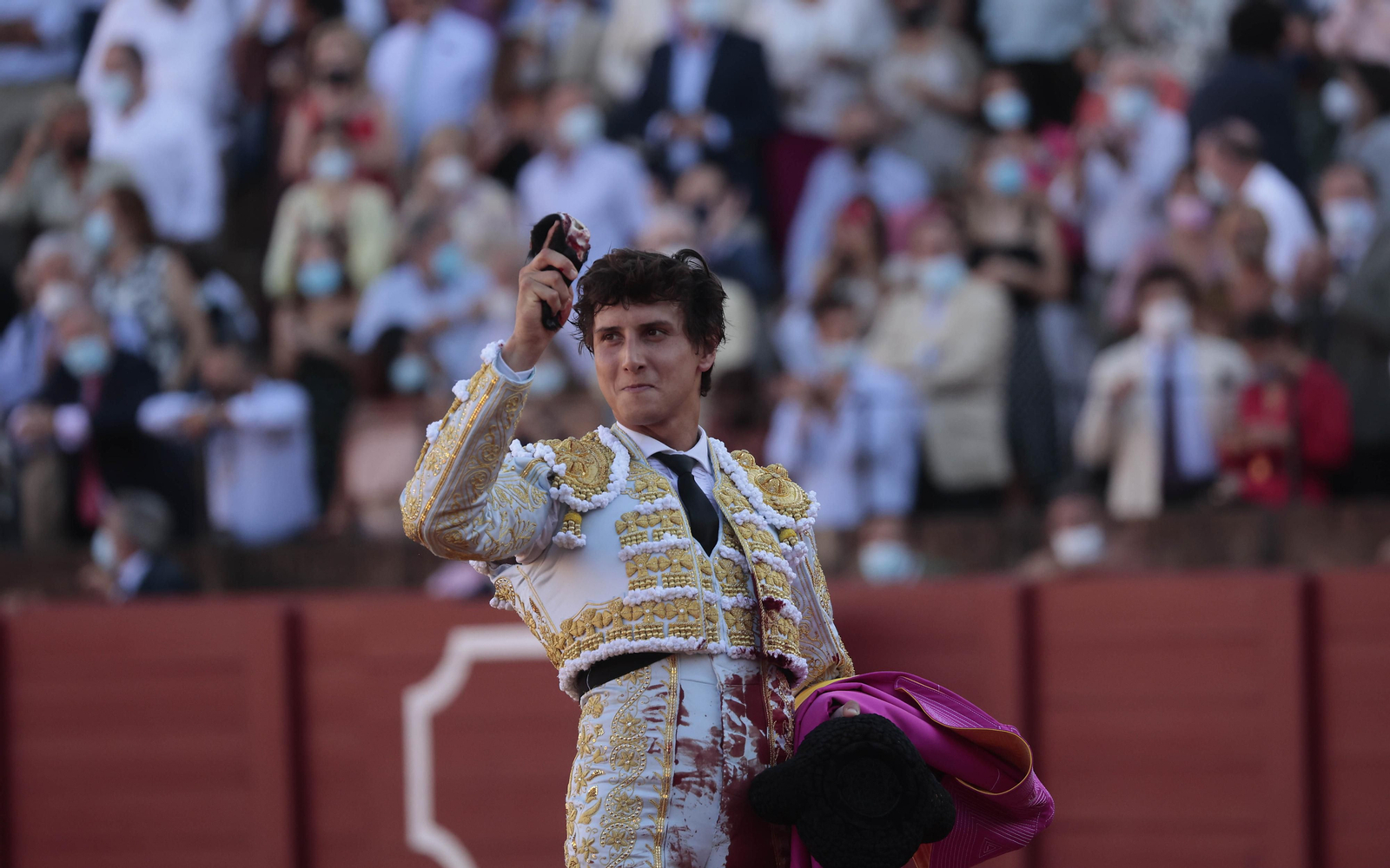 Las imágenes del primer festejo de San Miguel