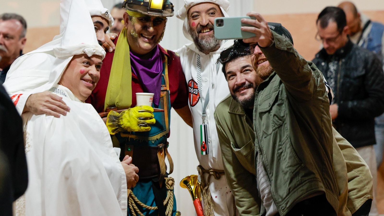 Búscate entre las mejores imágenes de la primera sesión de semifinales del COAC 2025