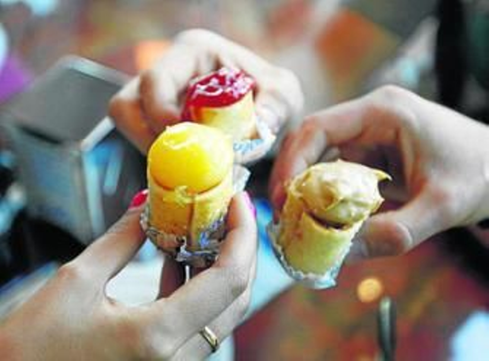 Los usuarios de Casa Isla disfrutaron ayer de los nuevos piononos.