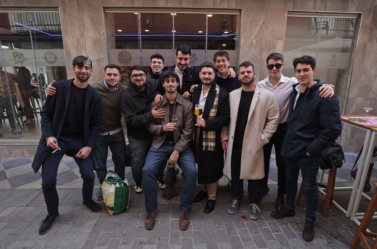 Búscate en las fotos de la celebración del 24 de diciembre en Algeciras