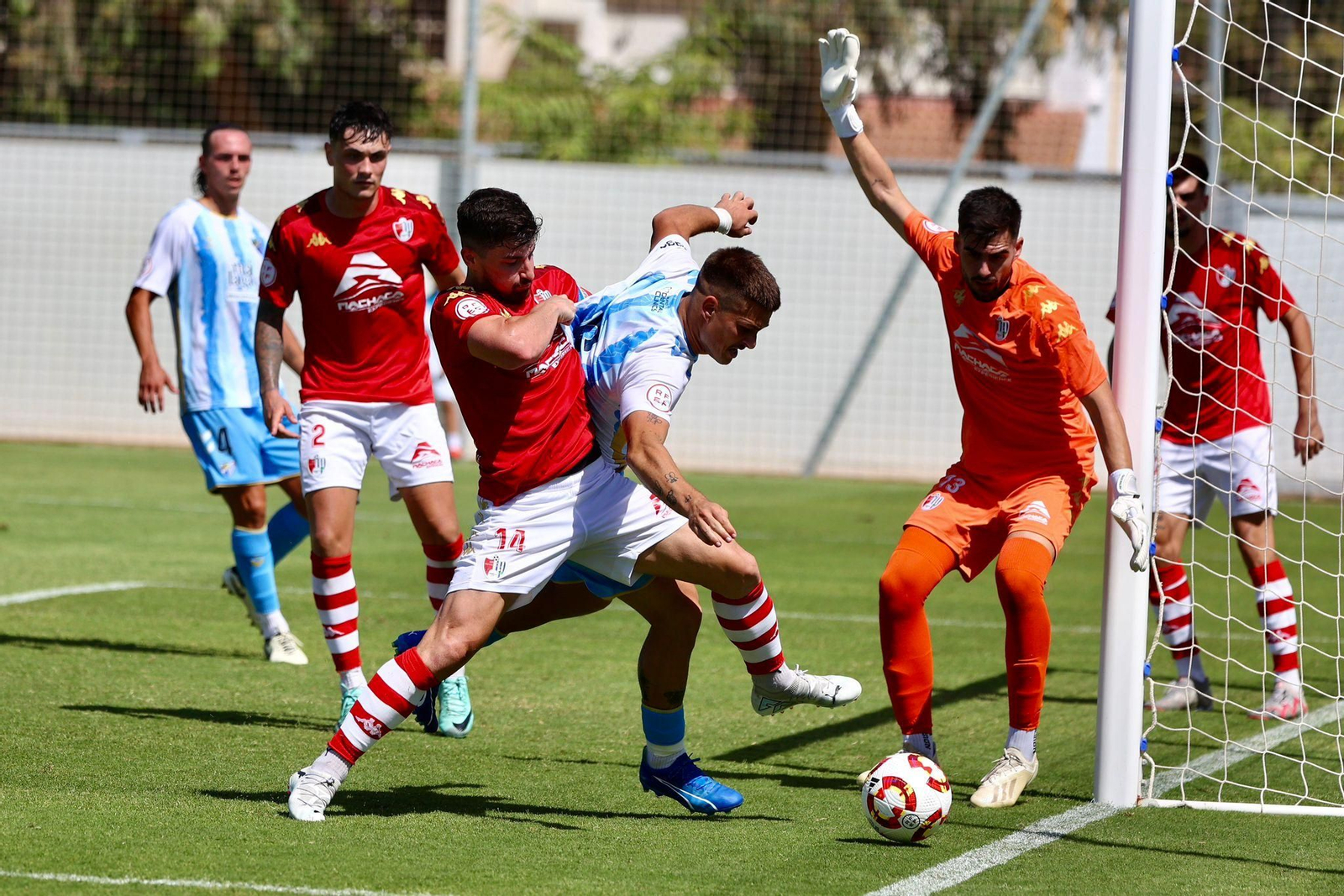 Las mejores fotos del Atlético Malagueño-Arenas de Armilla, otro hat-trick de Chupete
