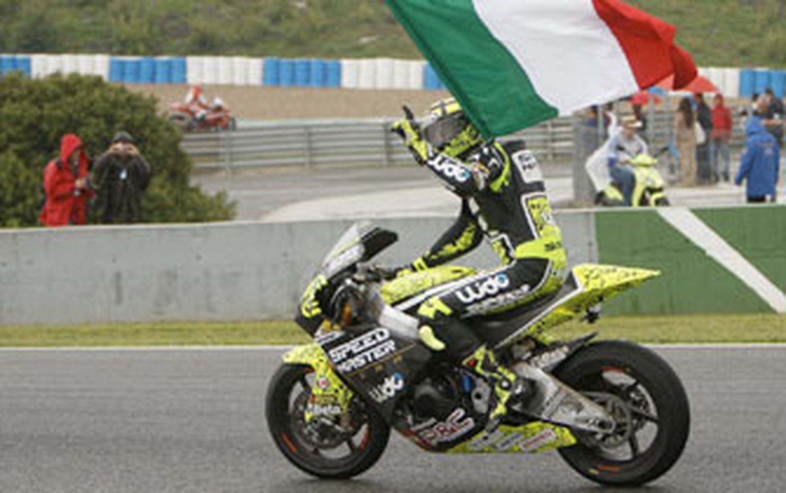 Iannone, como pez en el agua en Jerez