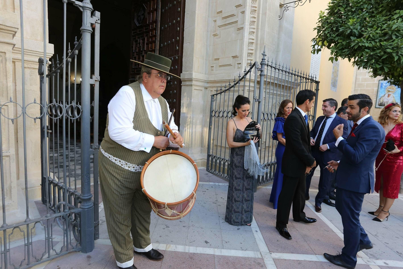 Boda de Lorenzo Amor e Irene Galisteo en la Basílica de La Merced