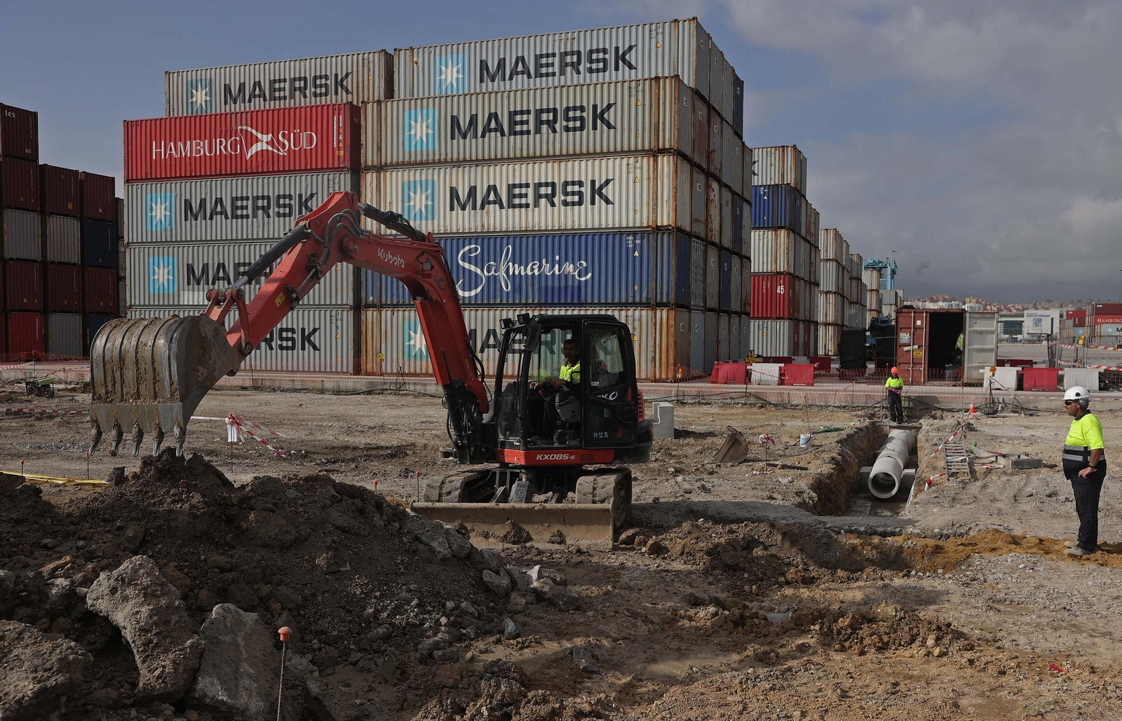 Fotos del proyecto de asfaltado de APM Terminals Algeciras.
