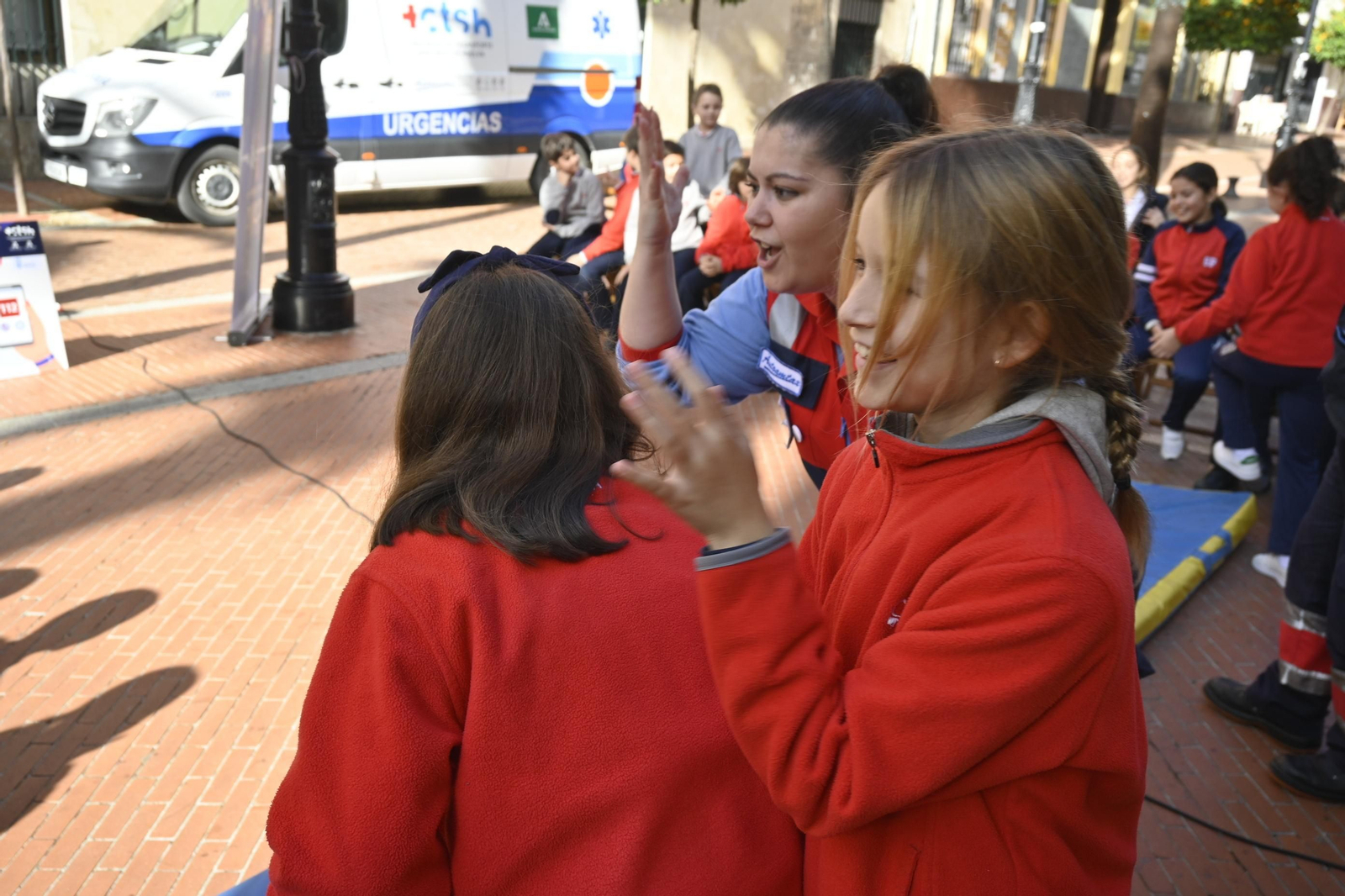 Los niños del Cardenal Spínola aprenden a salvar vidas.