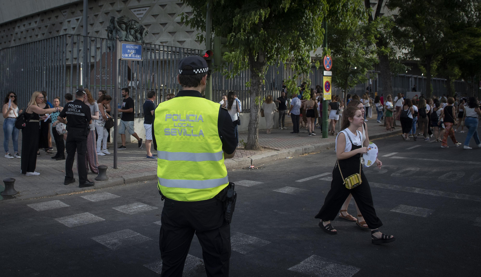 Las imágenes del ambiente en la entrada del concierto de Alejandro Sanz Las imágenes del ambiente en la entrada del concierto de Alejandro Sanz
