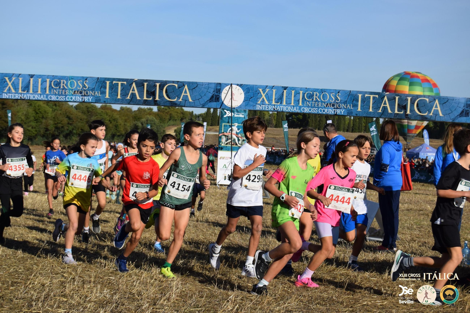 Búscate en las fotos del Cross de Itálica 2025 | 9