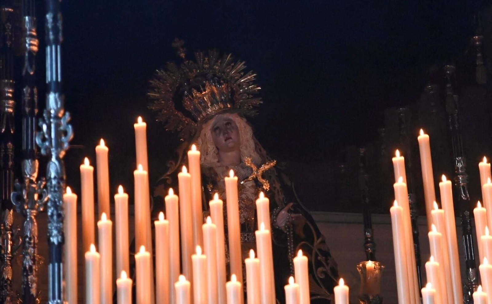 Las mejores imágenes de la hermandad del Nazareno en este Jueves Santo de Córdoba