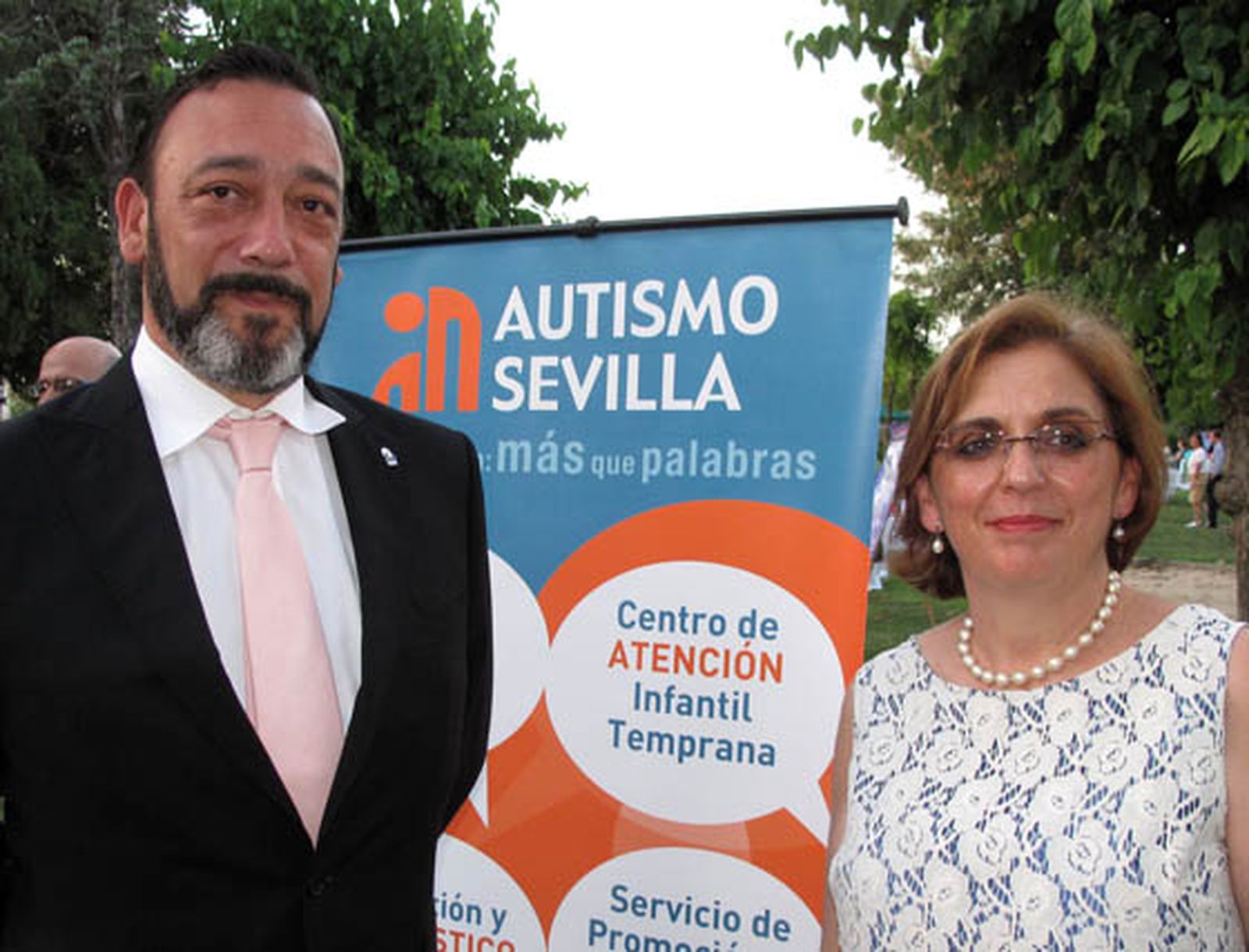 Antonio de la Iglesa, presidente de la Confederación Autismo España, y Manuela Martínez, vicepresidenta de Autismo Sevilla.

Foto: Victoria Ramírez