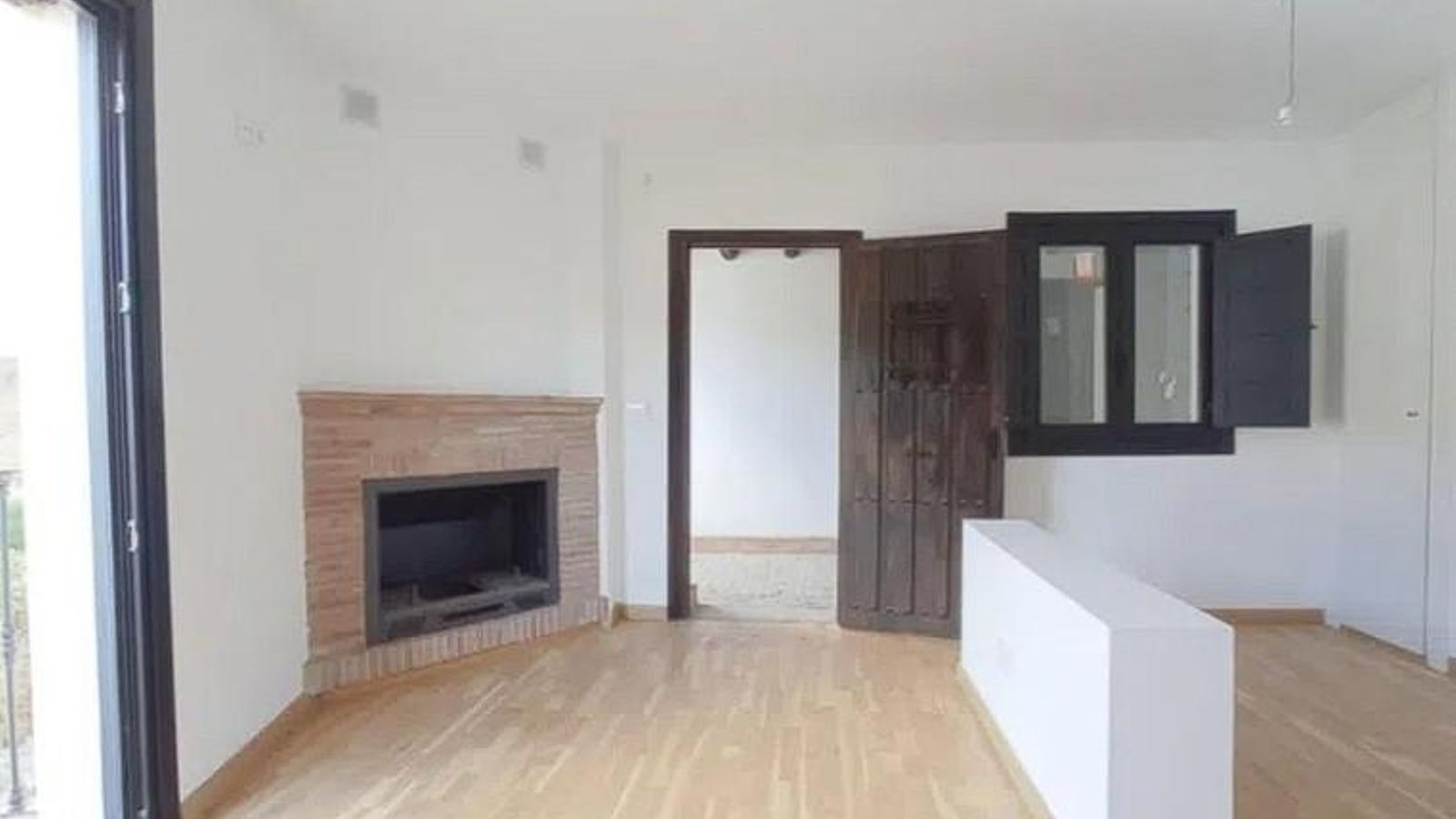 Estudio en Ohanes por poco más de 20.000 euros a la venta.