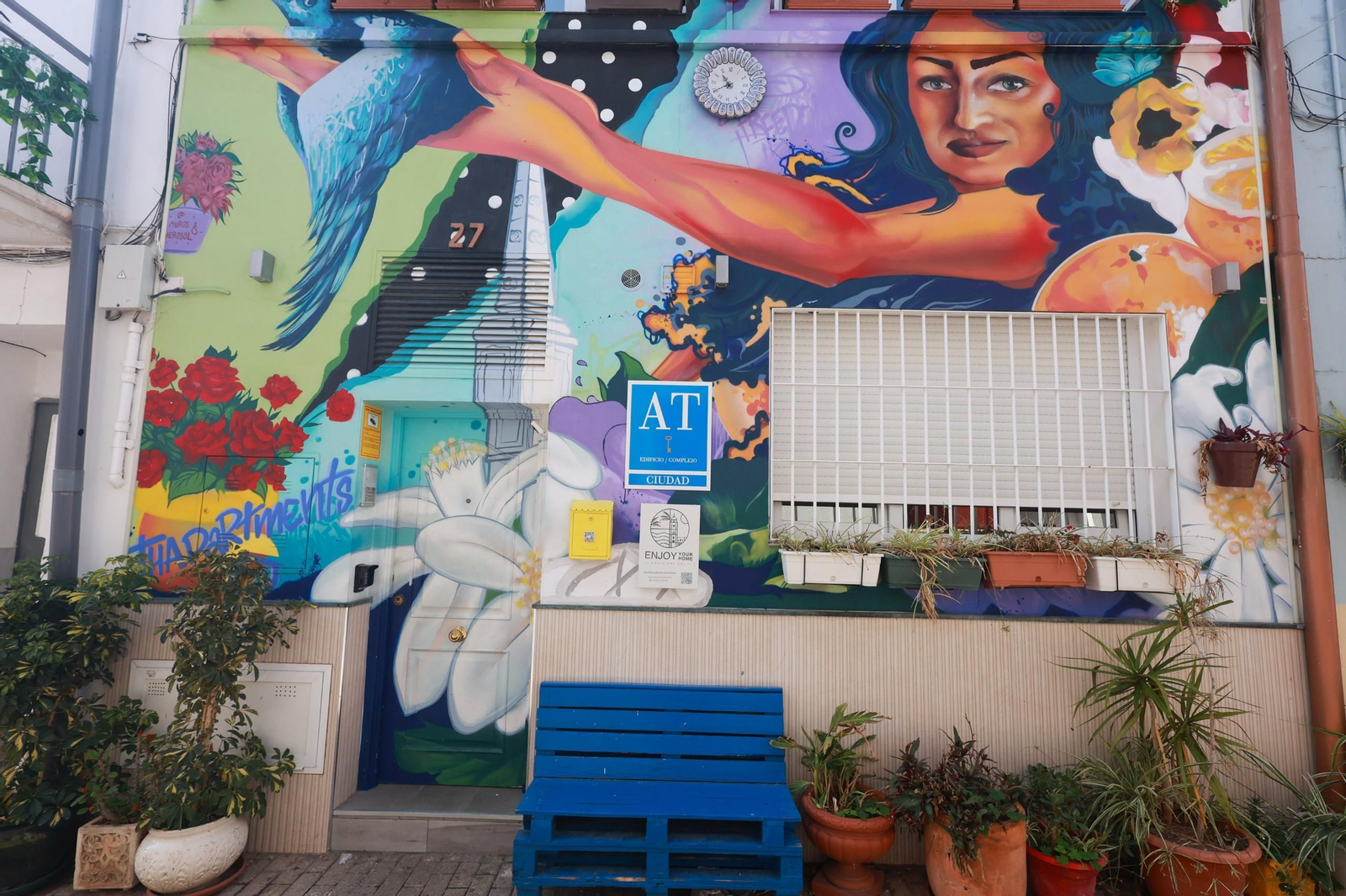 Los corralones de El Perchel y La Trinidad de Málaga, en fotografías