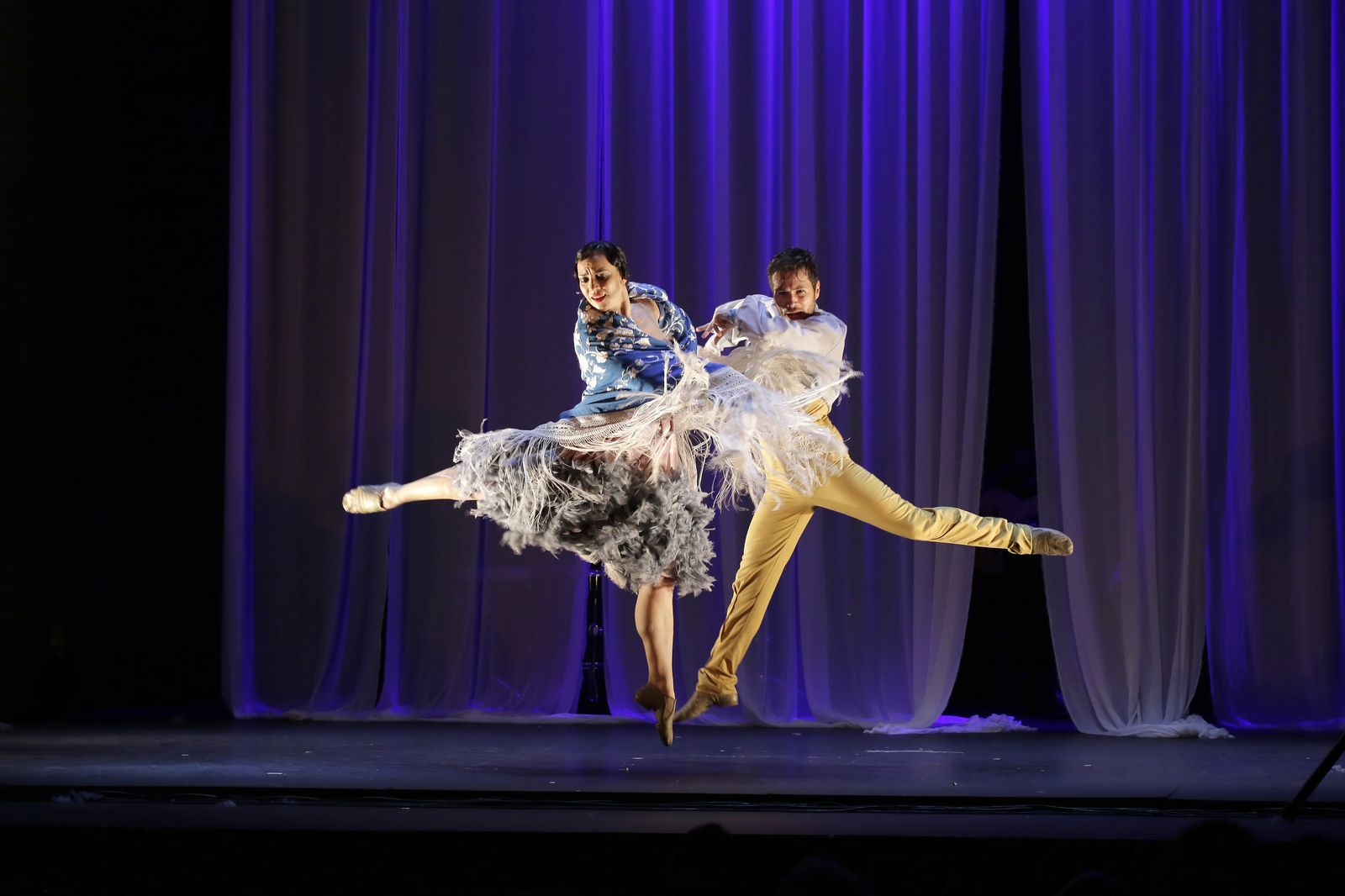 Un paso a dos de la obra ‘3DEUNO’, de Emilio Ochando.