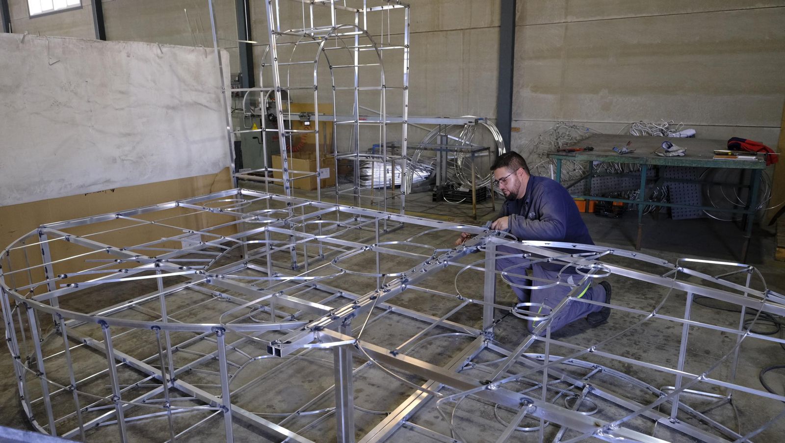 Desde Huécija a todo el mundo, Deconature, alegra la navidad con sus luces, en imágenes