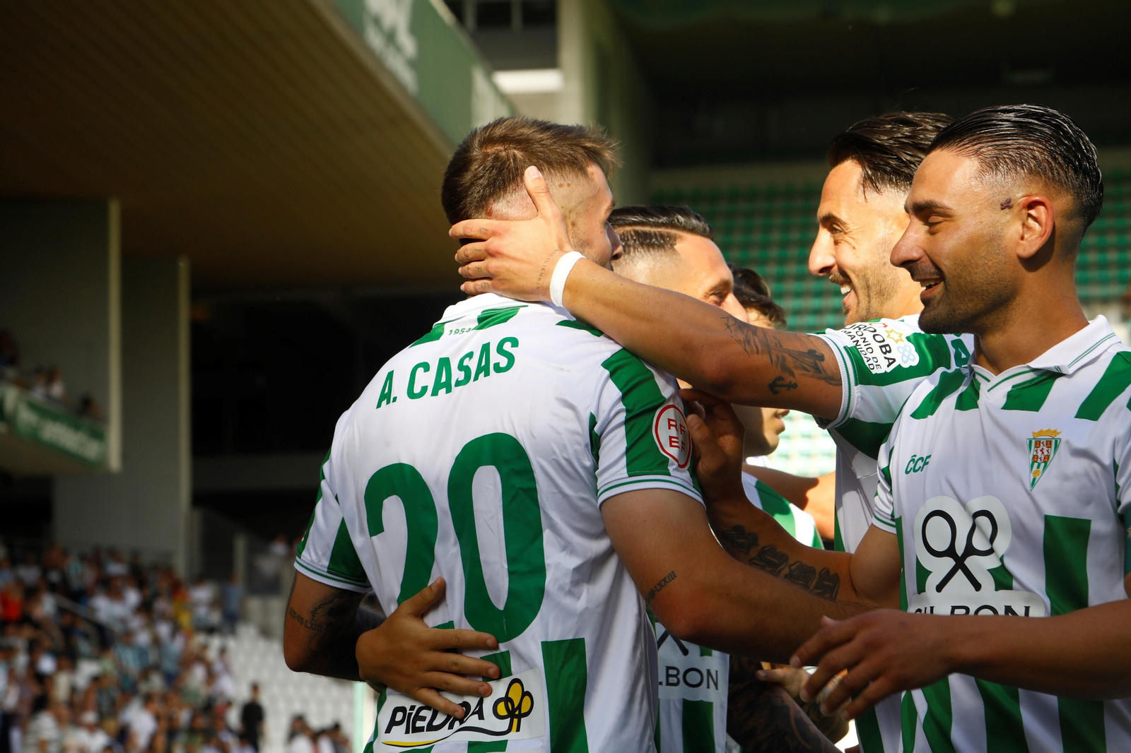 Las mejores fotos del ambiente en El Arcángel para el Córdoba CF - Algeciras