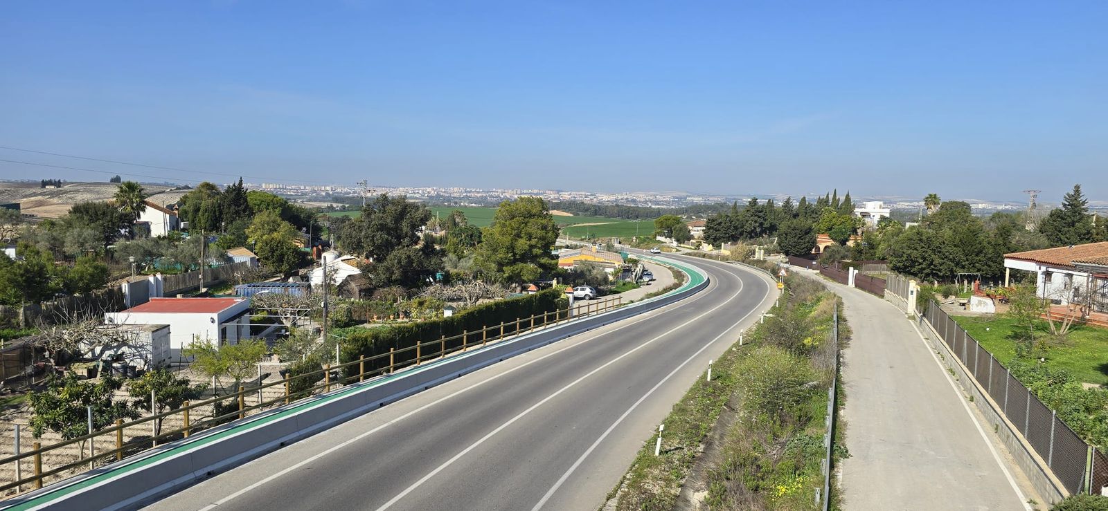Vistas desde una de las plataformas instaladas en la A-2003 de Jerez a La Barca.