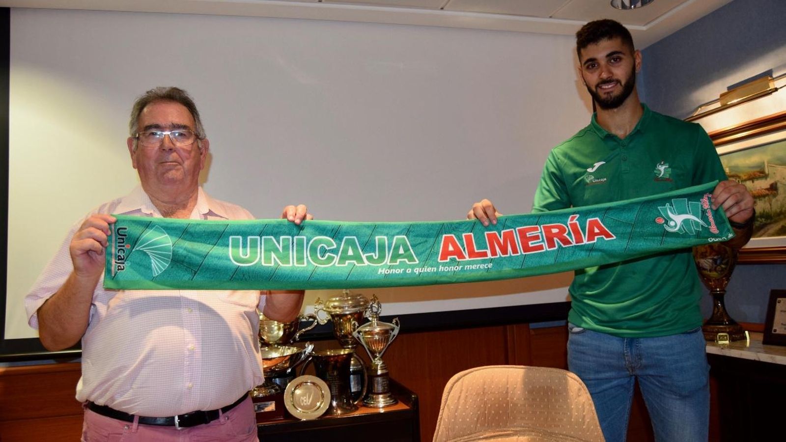 Fran Iribarne, en la presentación de su primera etapa en el cuadro almeriense.