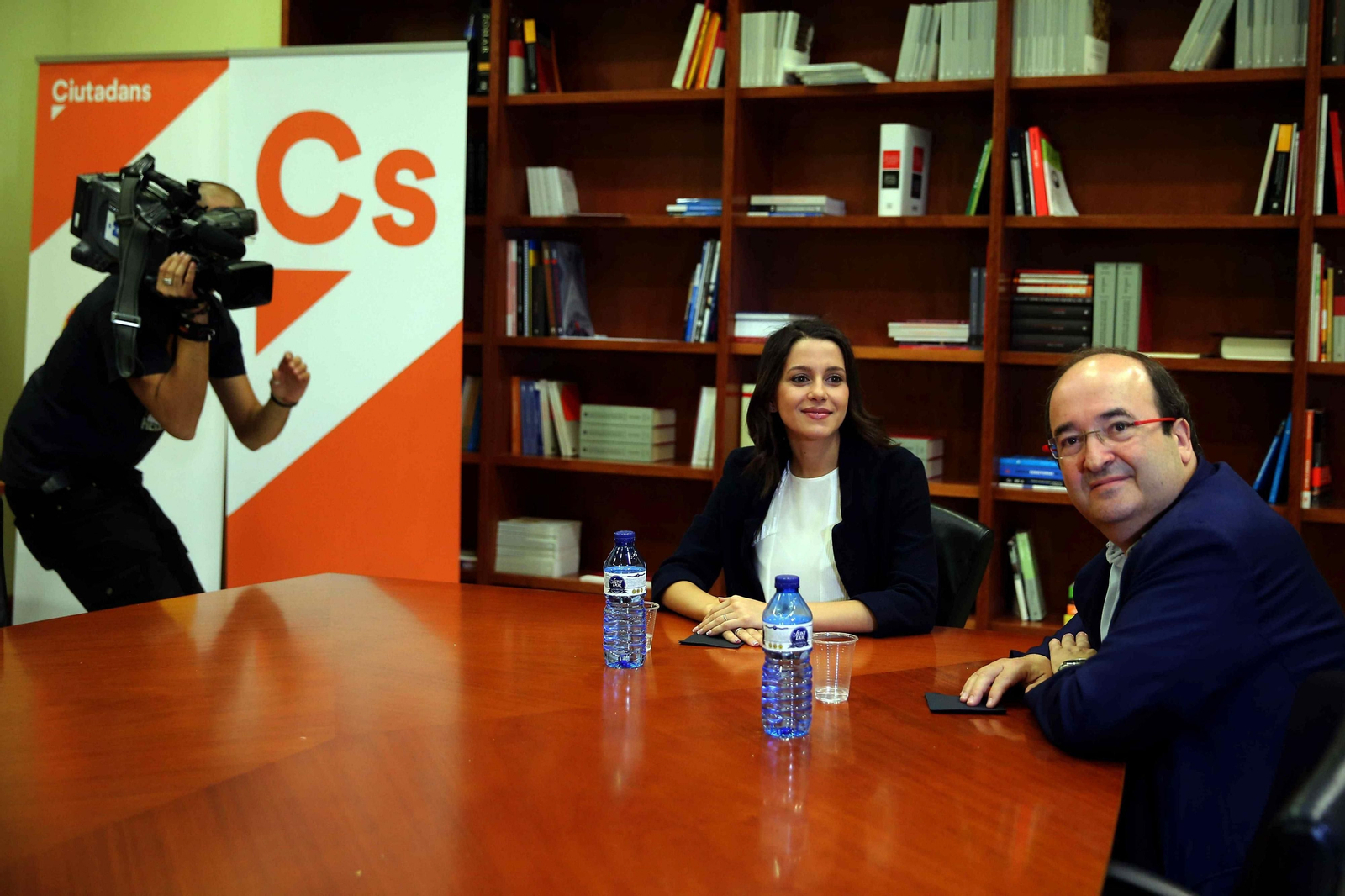 21-D: una campaña electoral muy extraña