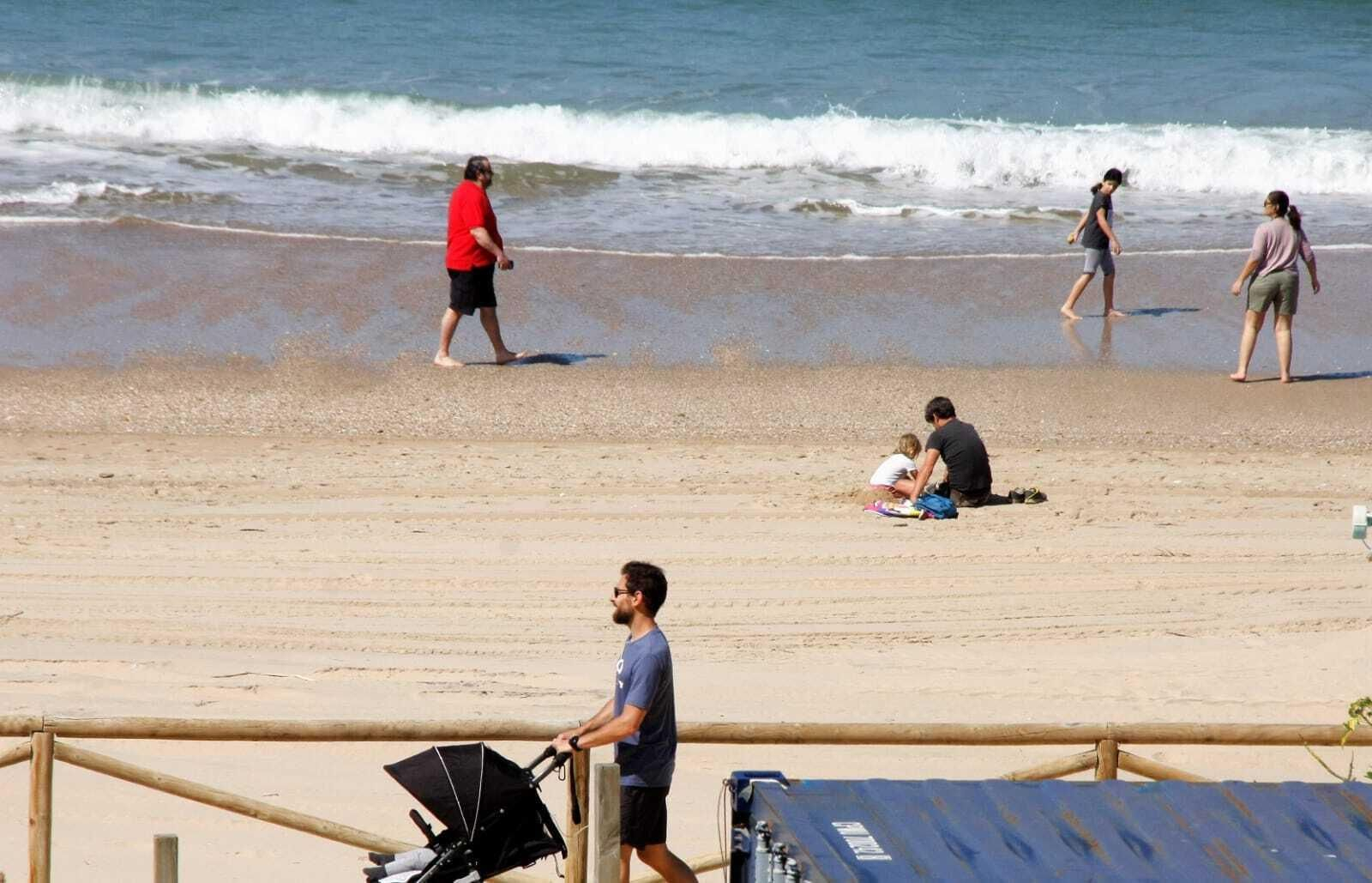 Imágenes de la reapertura de las playas de El Puerto