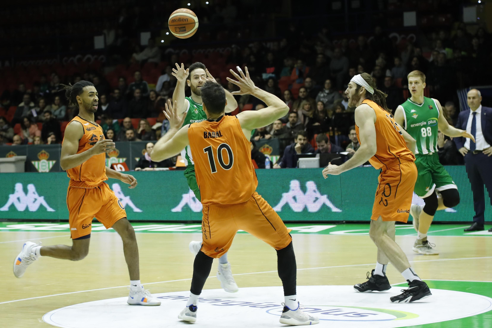 Las imágenes del Betis E-Plus-Força Lleida