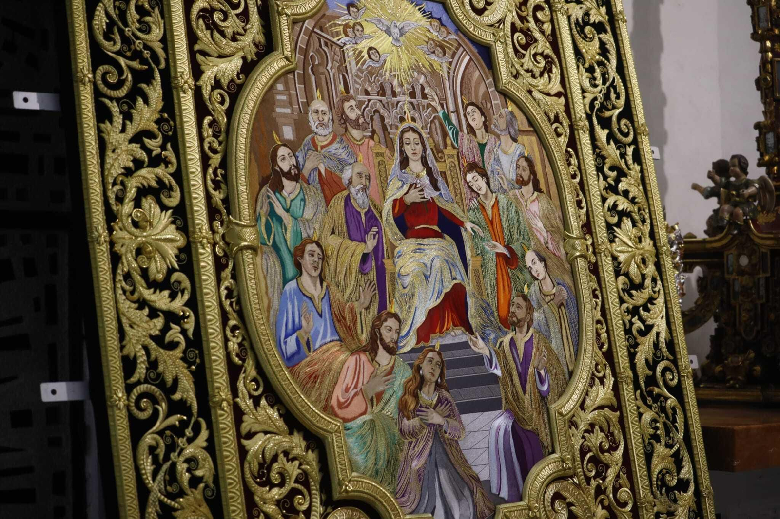 El techo de palio de la Virgen del Dulce Nombre de Córdoba, en imágenes