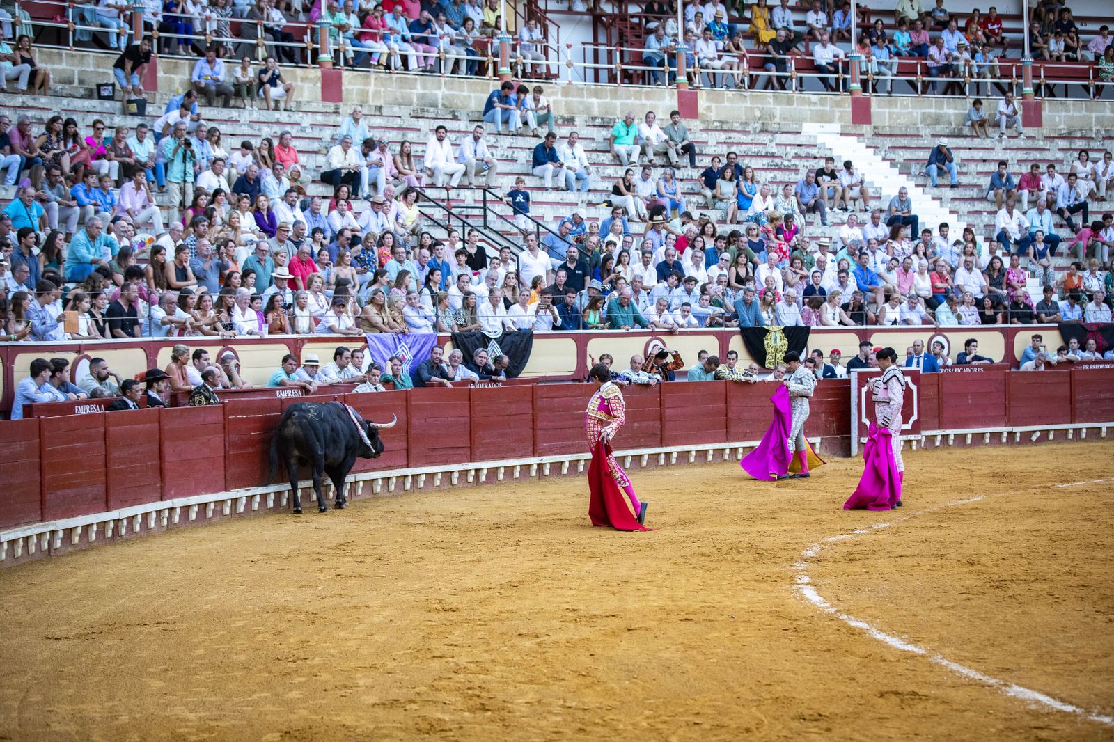Diego Urdiales, Sebastián Castella y Daniel Luque, en la plaza de toros de El Puerto