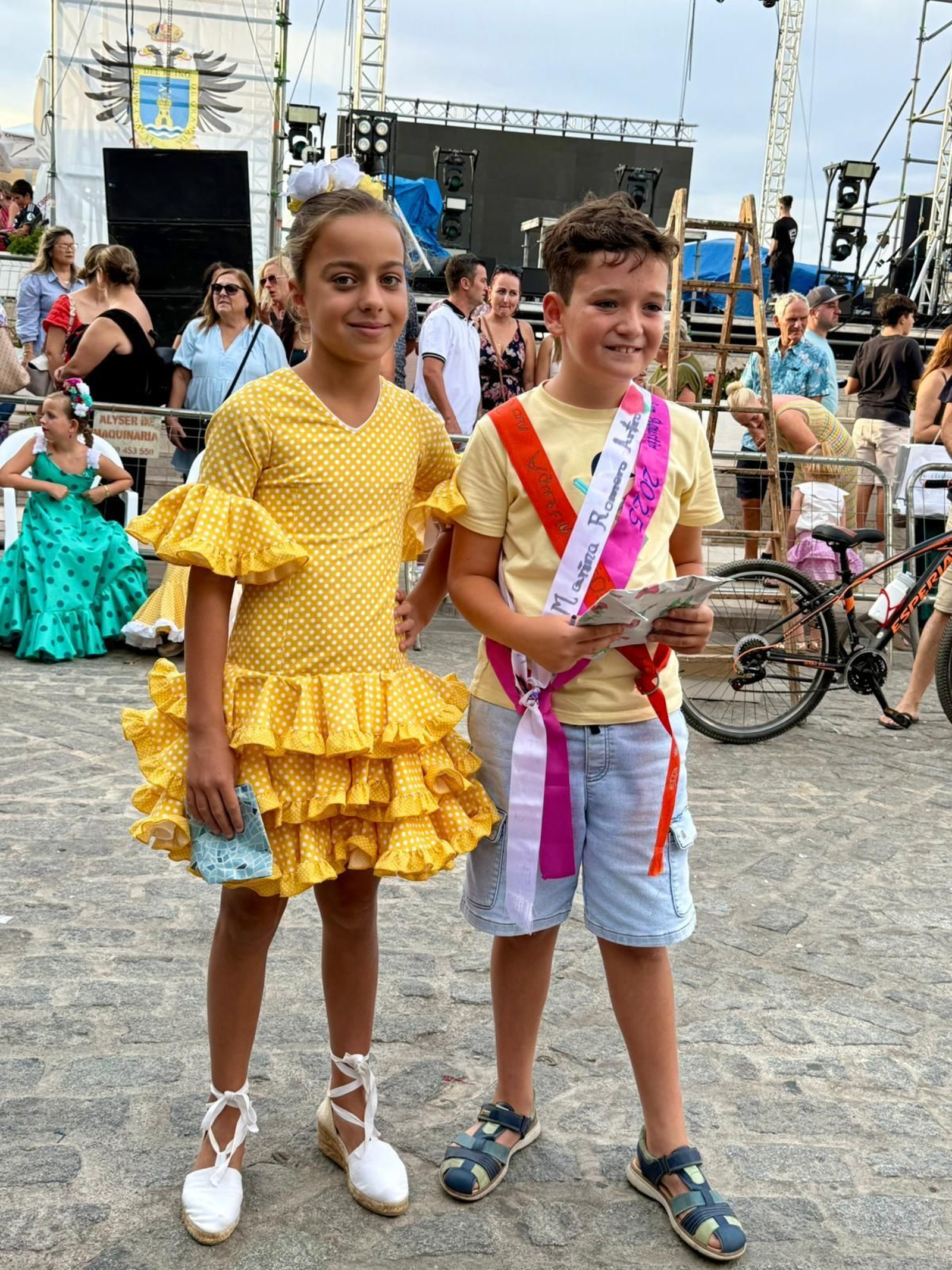 Las mejores imágenes de la Feria del Mediodía y la carrera de cintas infantiles de Mojácar