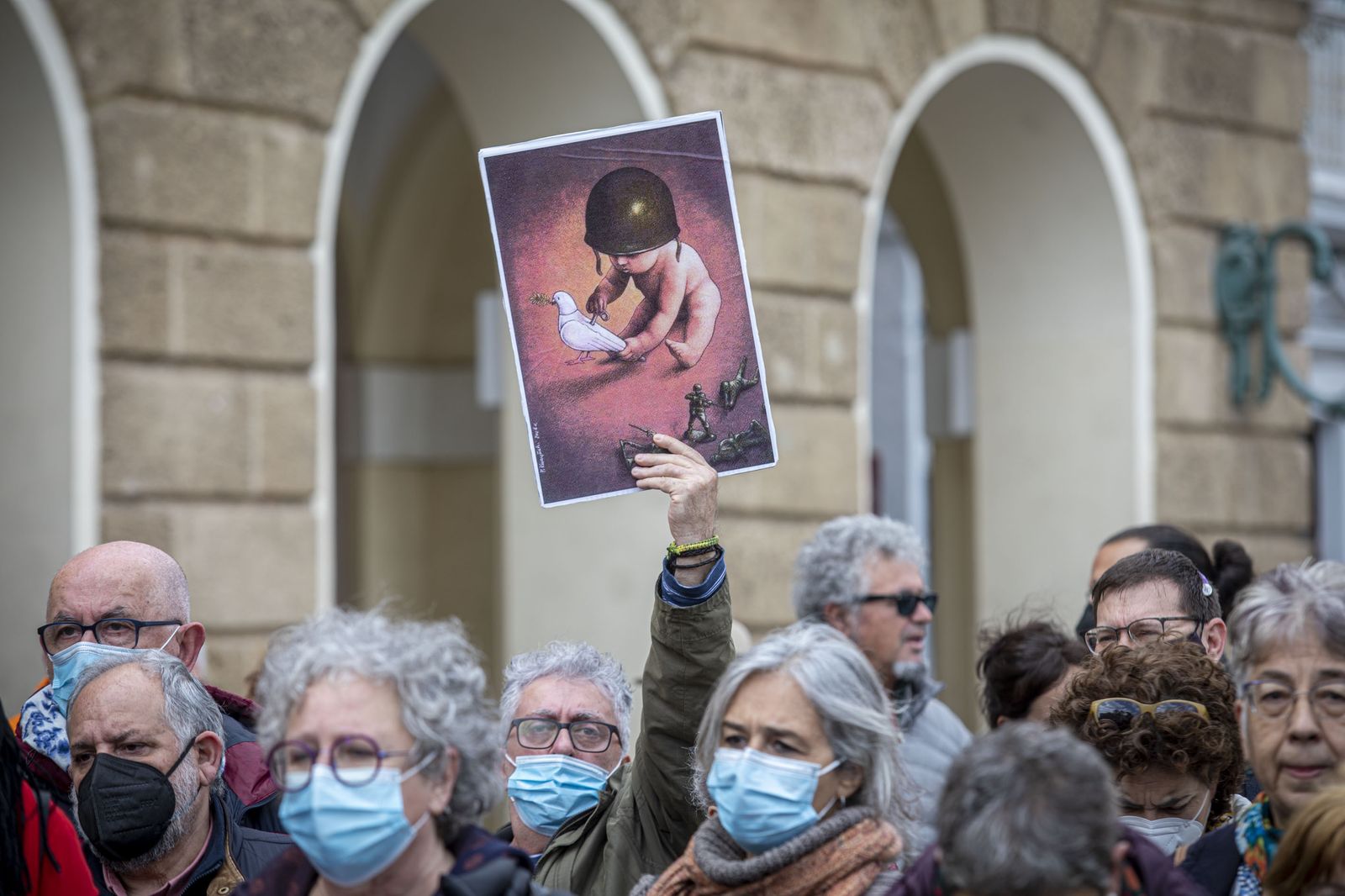 Concentración en Cádiz contra la guerra y la invasión de Ucrania