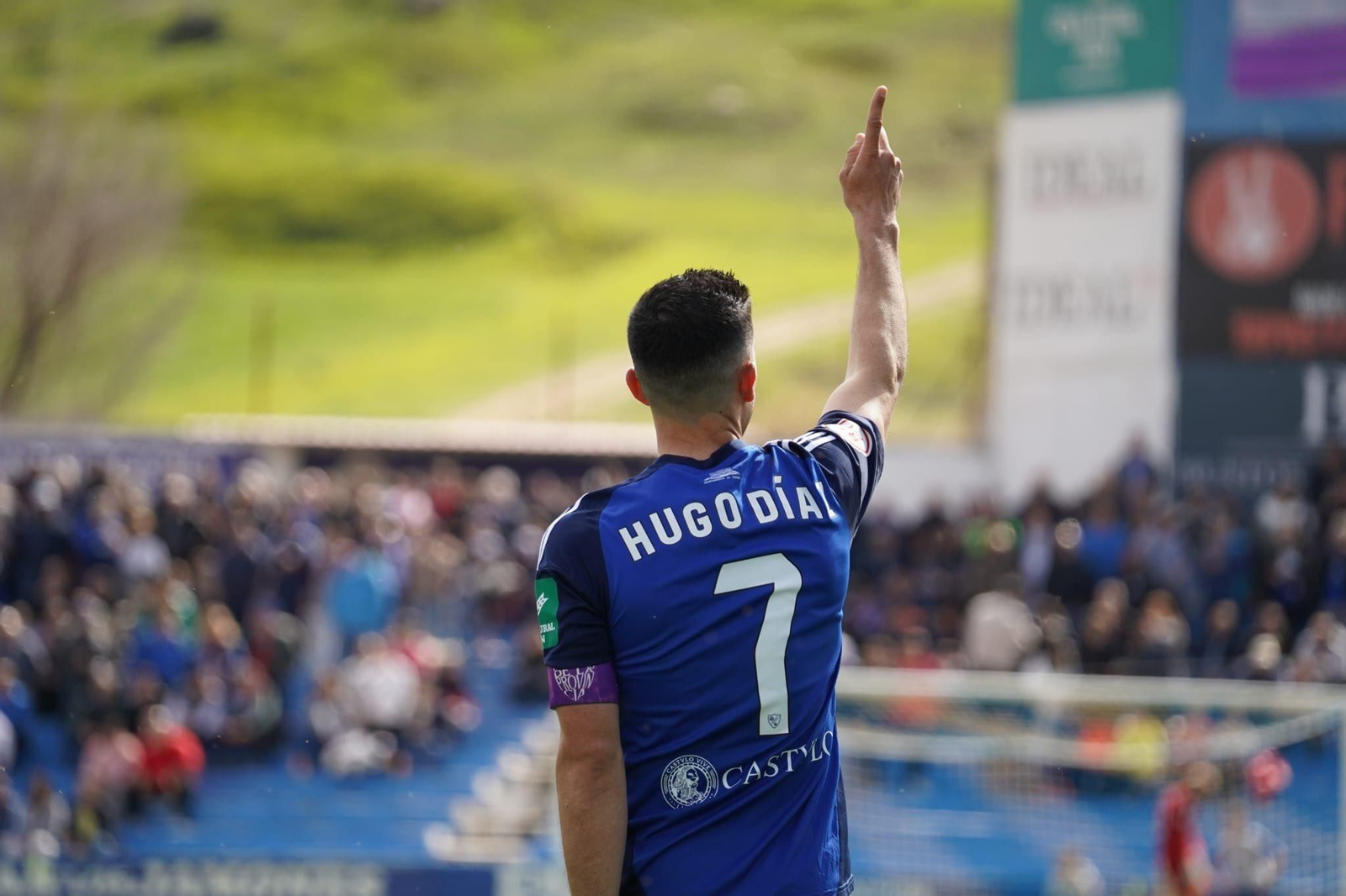 Hugo Díaz celebra el 1-0.