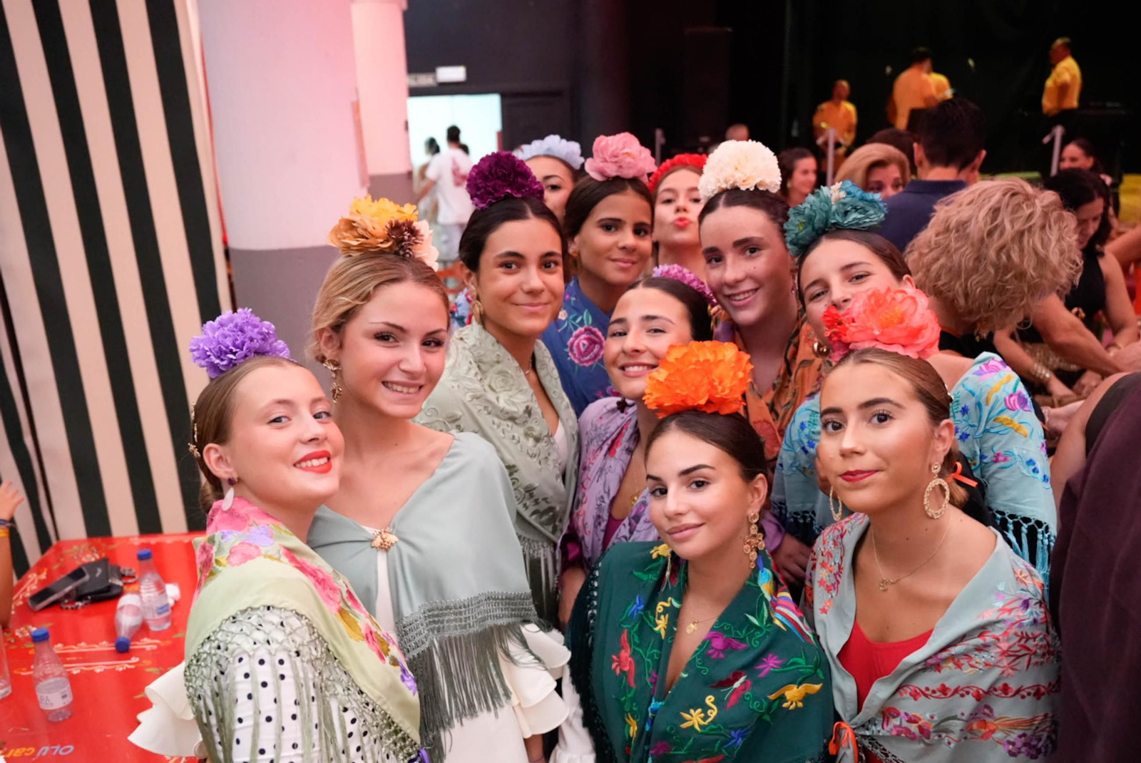 Los almerienses disfrutan del martes en la Feria del Mediodía