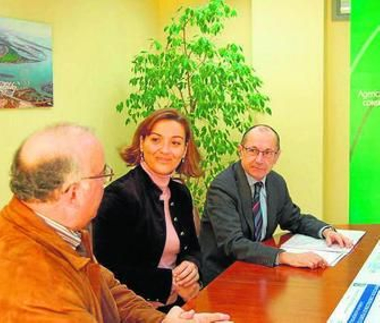 Araujo y Rosendo, ayer en Sevilla con Sergio Moreno.