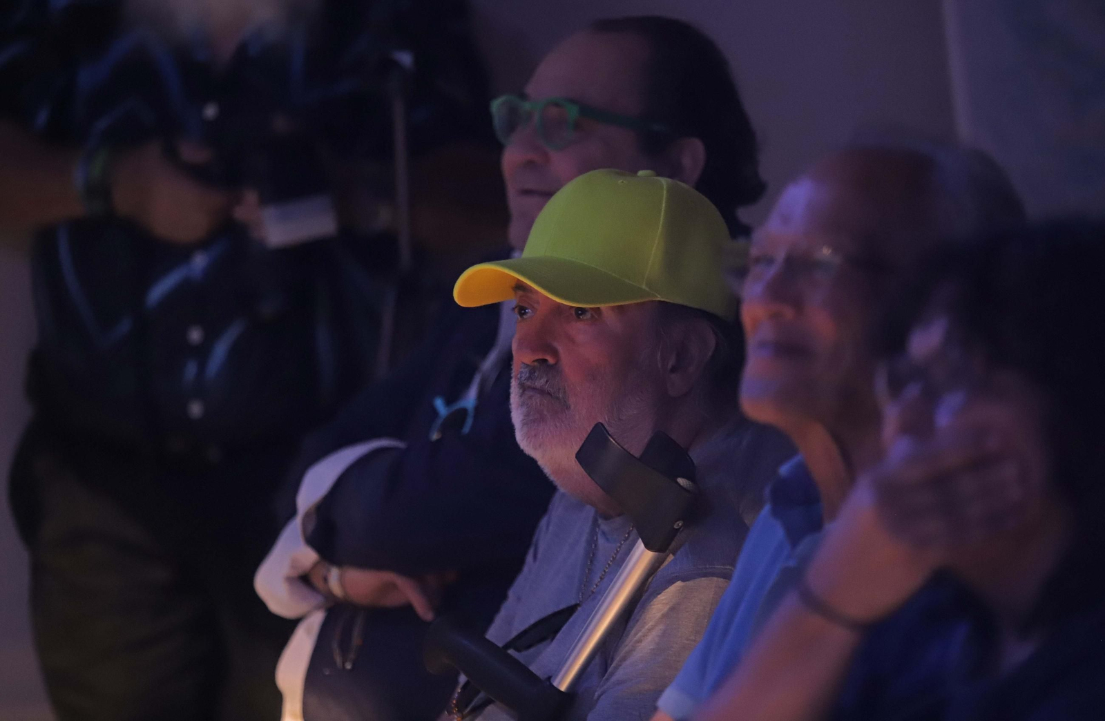 Fotos de la conferencia de Juan José Téllez  sobre los cincuenta años de la publicación del disco El Patio, del grupo Triana