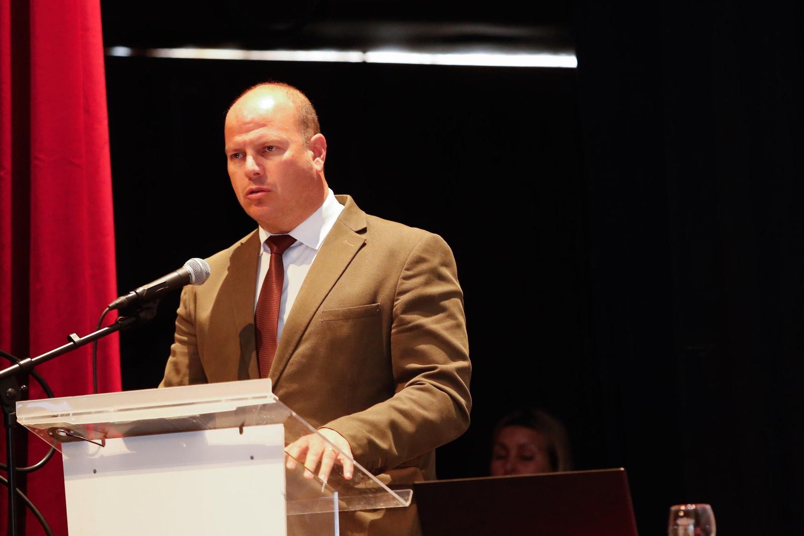 Las fotos de la jornada sobre el alga invasora en Tarifa